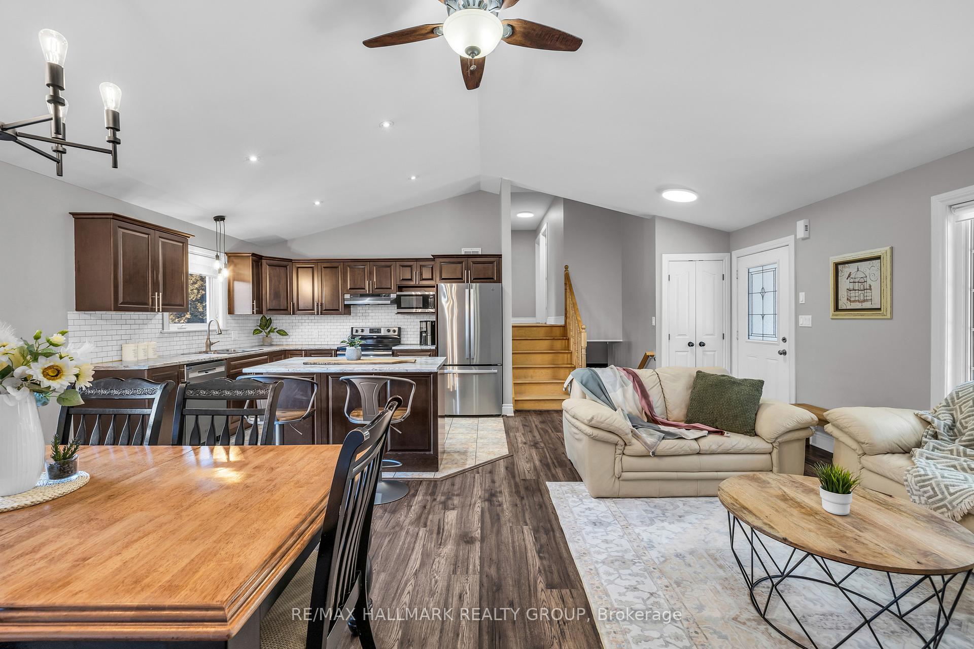 Photo 7 of 2302 Buckwheat Road E, Edwardsburgh/Cardinal, Edwardsburgh/Cardinal Twp — HOMEH