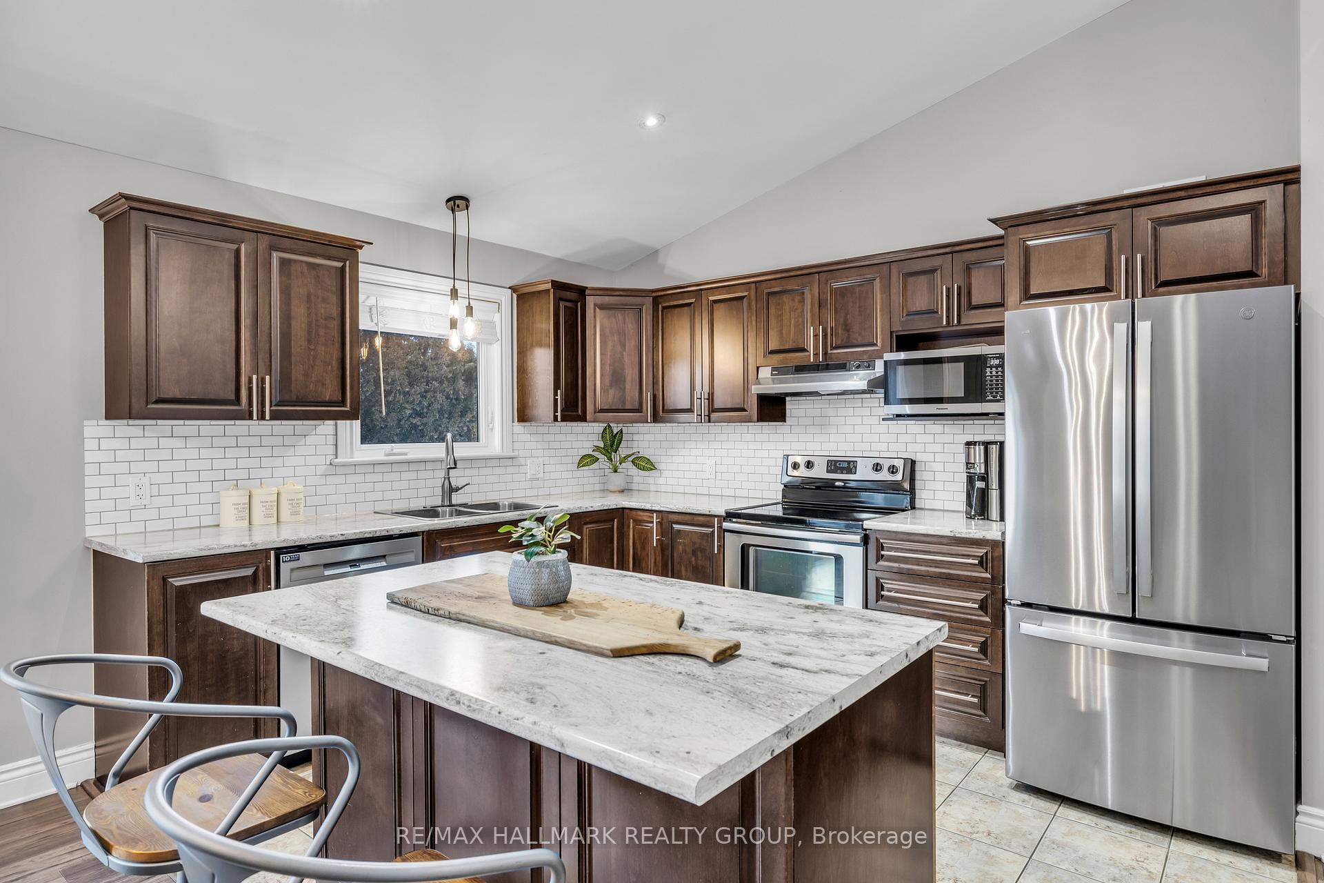 Photo 8 of 2302 Buckwheat Road E, Edwardsburgh/Cardinal, Edwardsburgh/Cardinal Twp — HOMEH