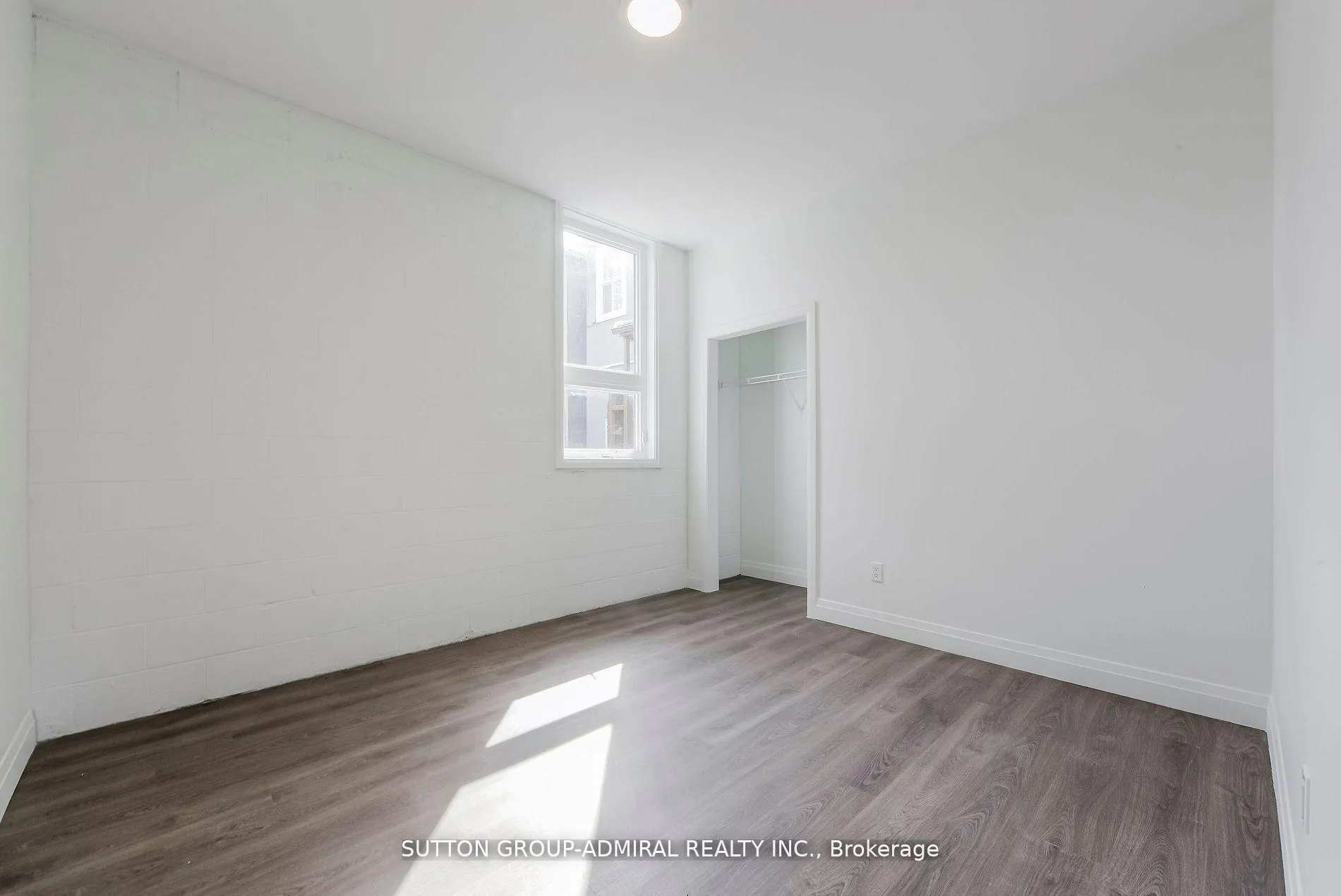 Photo 17 of Unit Main Fl, 1930 Queen Street E, Toronto, The Beaches — HOMEH