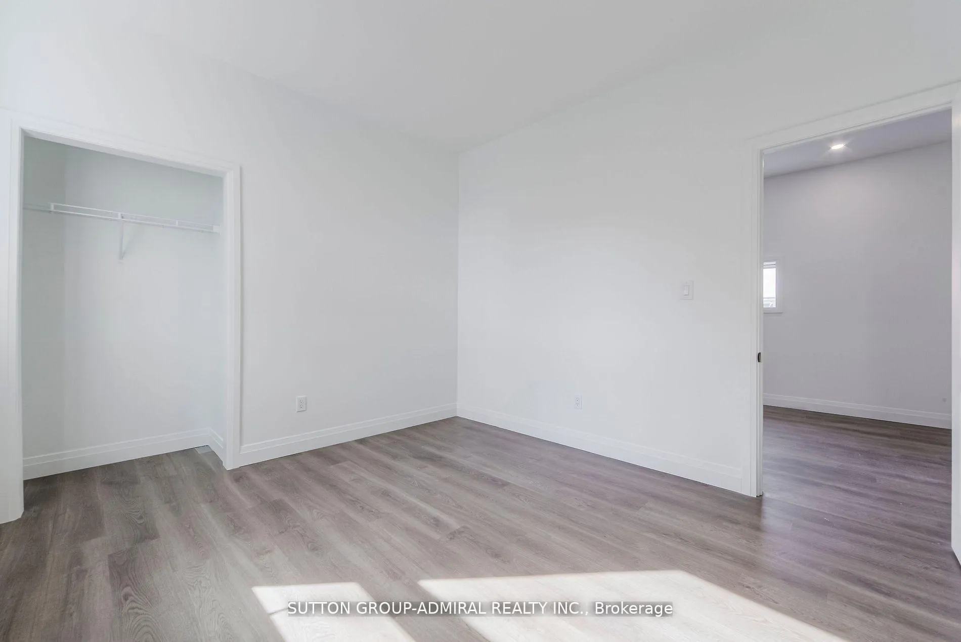 Photo 18 of Unit Main Fl, 1930 Queen Street E, Toronto, The Beaches — HOMEH