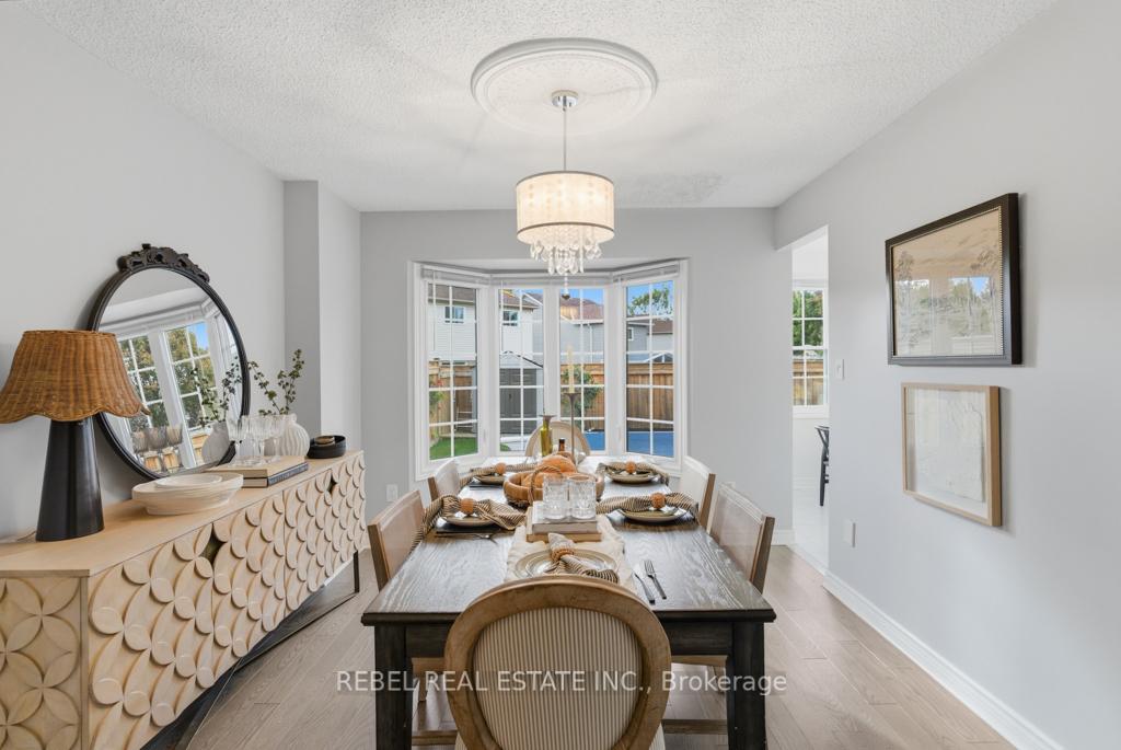 Photo 9 of 35 Orchard Park Drive, Clarington, Bowmanville — HOMEH