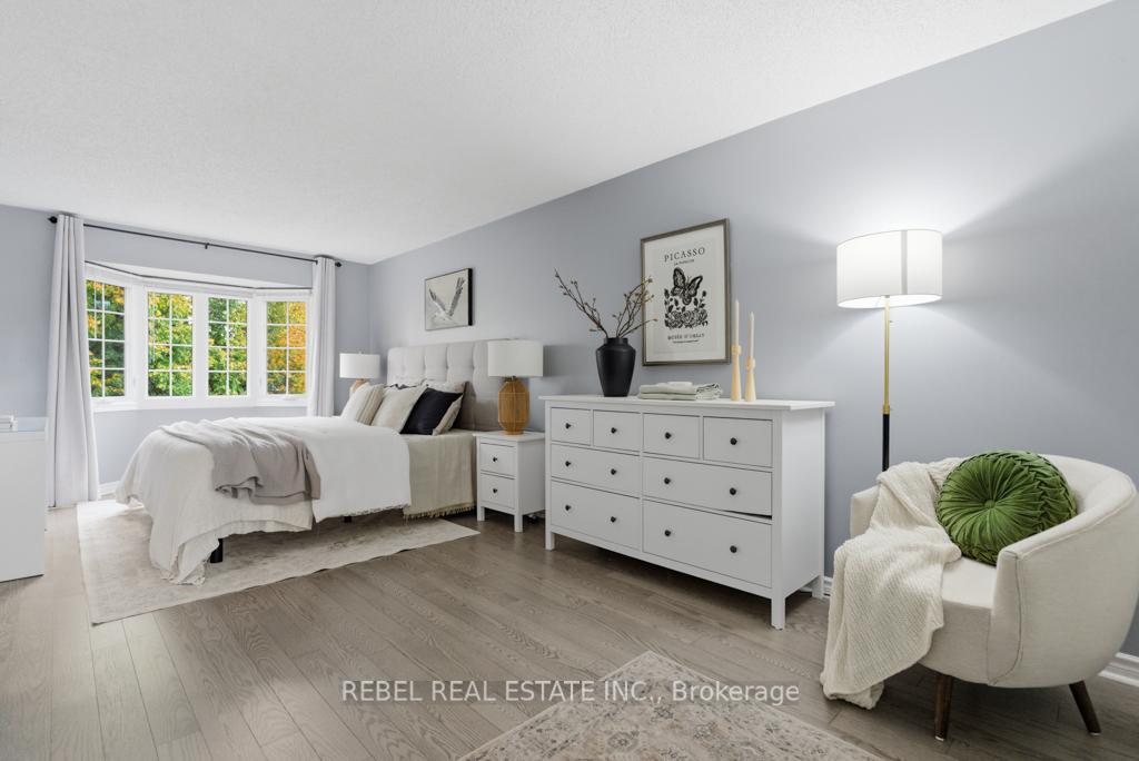 Photo 26 of 35 Orchard Park Drive, Clarington, Bowmanville — HOMEH