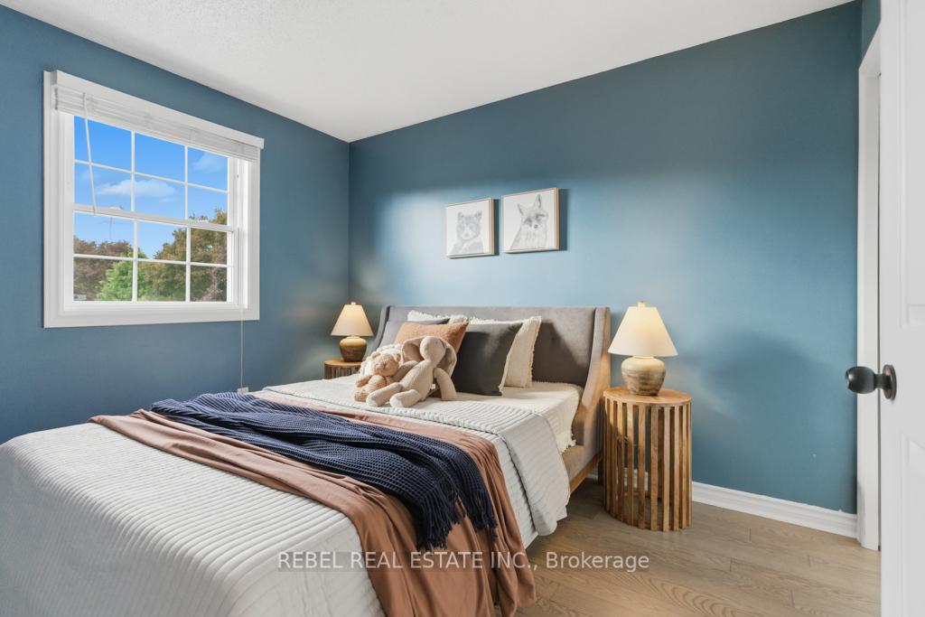 Photo 29 of 35 Orchard Park Drive, Clarington, Bowmanville — HOMEH