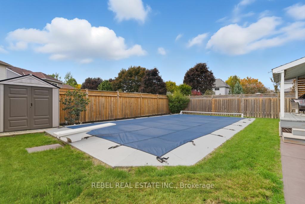 Photo 41 of 35 Orchard Park Drive, Clarington, Bowmanville — HOMEH