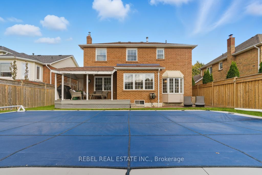 Photo 43 of 35 Orchard Park Drive, Clarington, Bowmanville — HOMEH