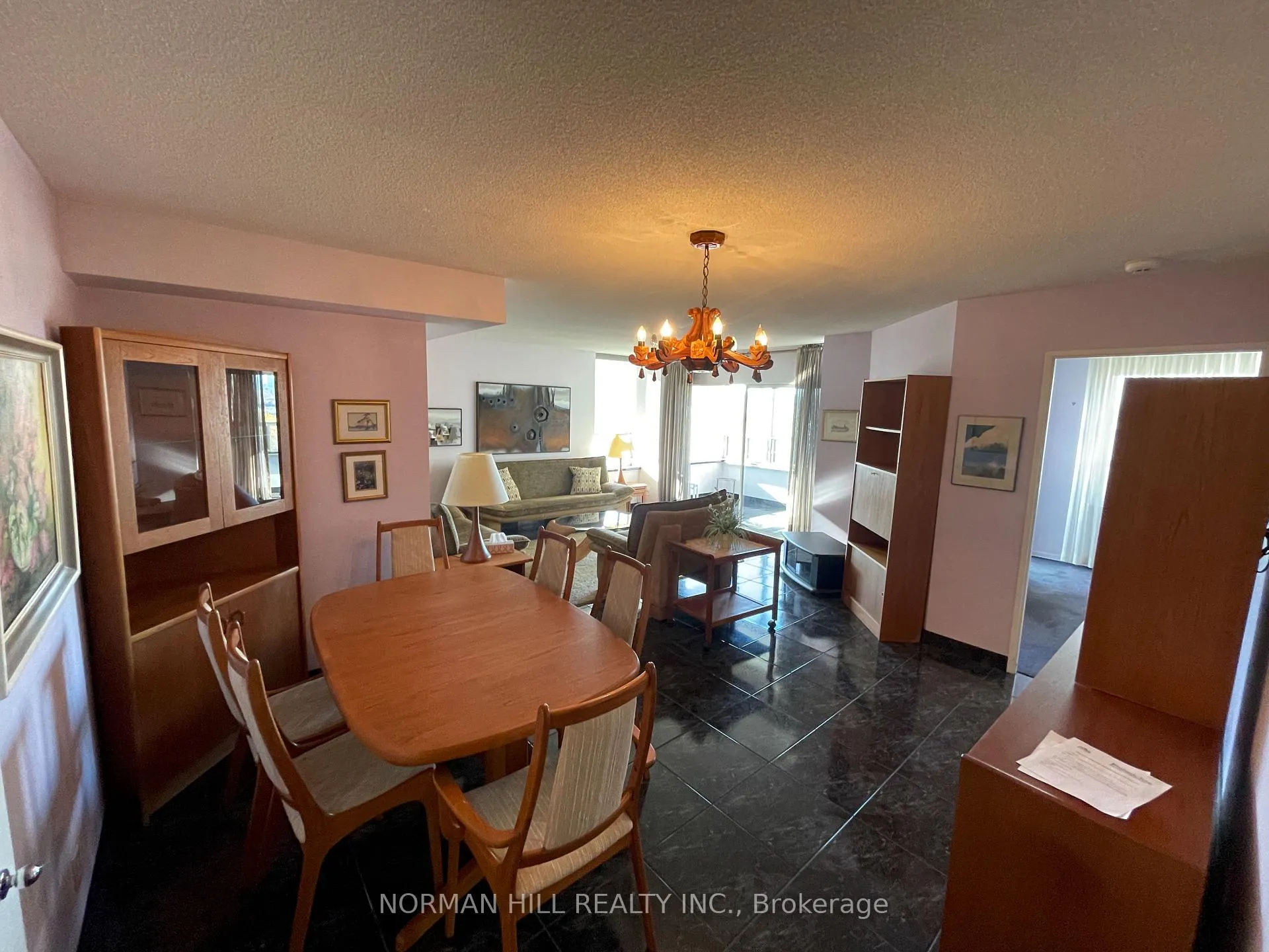 Photo 5 of Unit 1002, 195 Wynford Drive, Toronto, Flemingdon Park — HOMEH