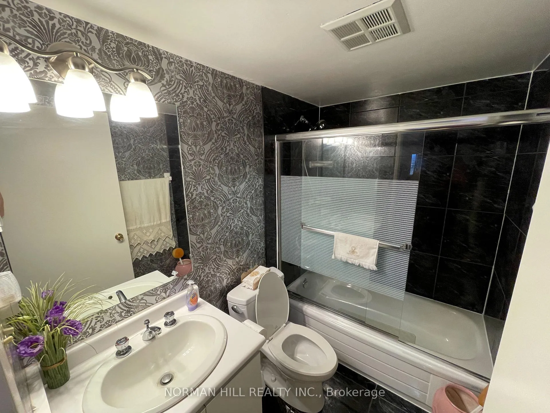 Photo 15 of Unit 1002, 195 Wynford Drive, Toronto, Flemingdon Park — HOMEH