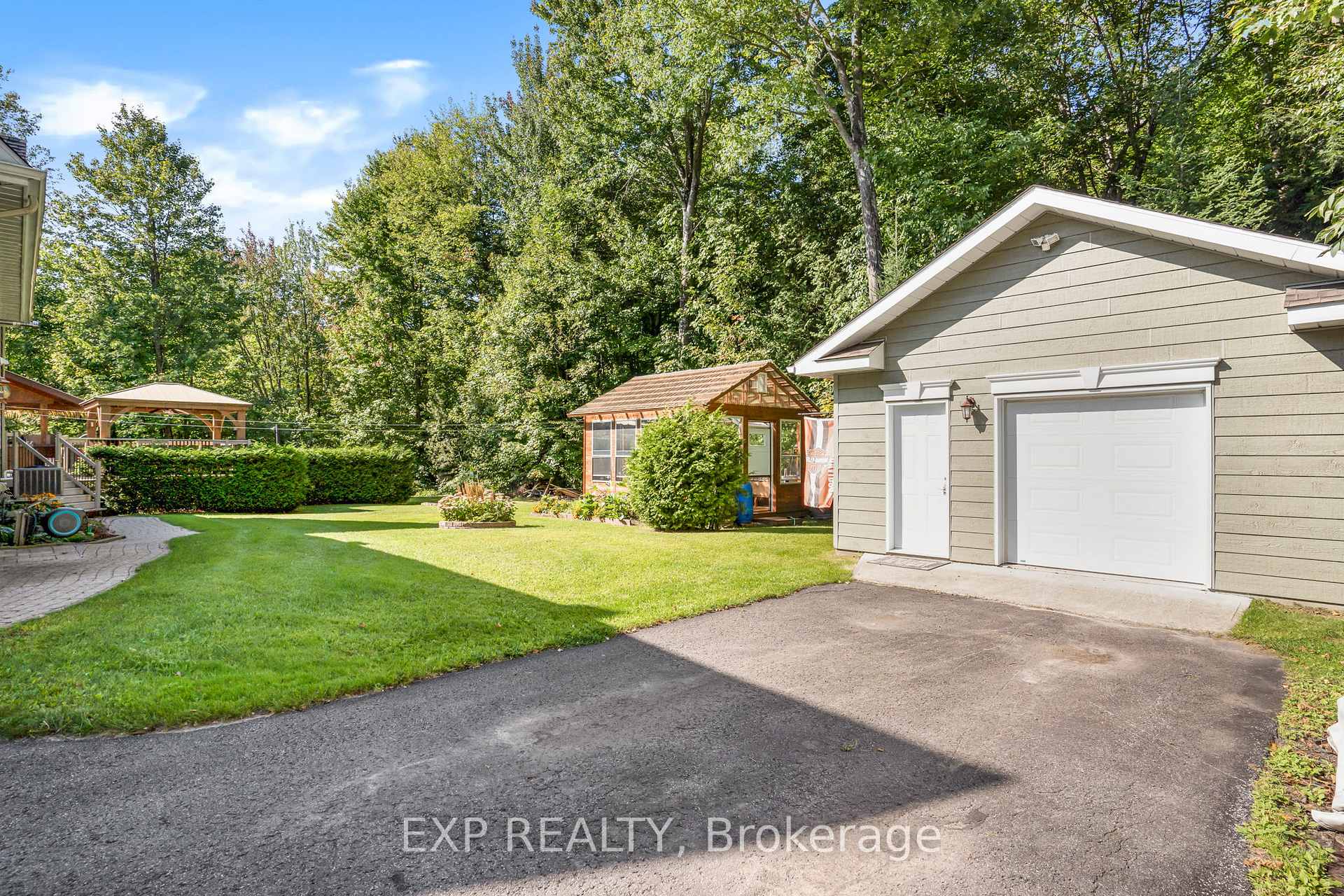 Photo 26 of 701 Fox Run Road, Champlain, Champlain Twp — HOMEH