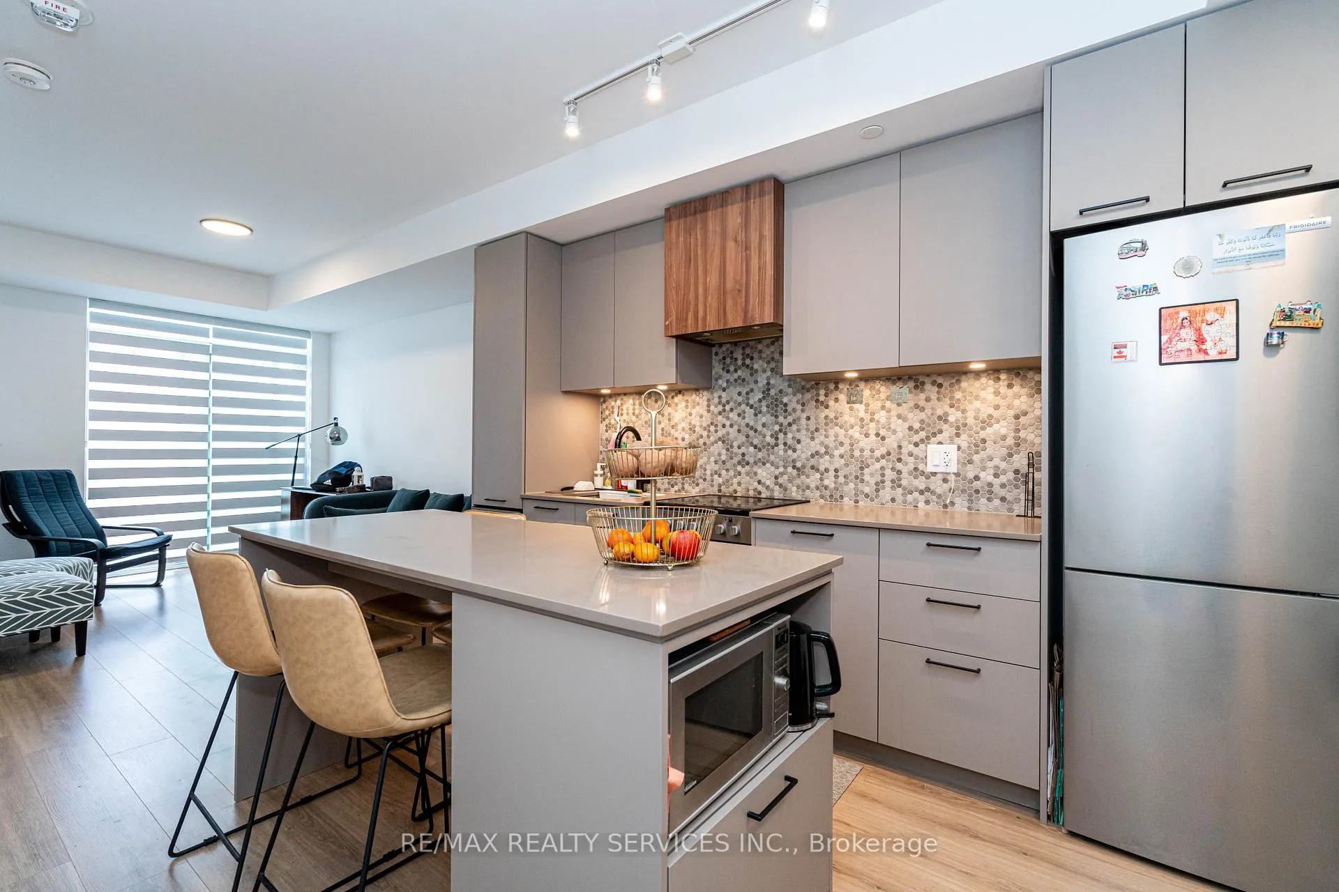 Photo 14 of Unit 217, 10 Lagerfeld Drive, Brampton, Northwest Brampton — HOMEH