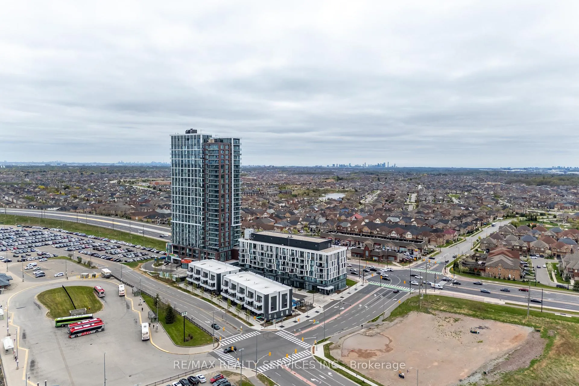 Photo 30 of Unit 217, 10 Lagerfeld Drive, Brampton, Northwest Brampton — HOMEH