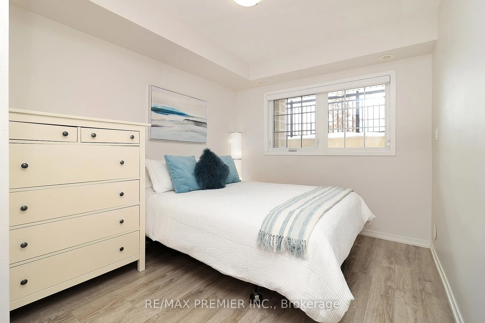 Photo 23 of Unit C14, 26 Bruce Street, Vaughan, East Woodbridge — HOMEH