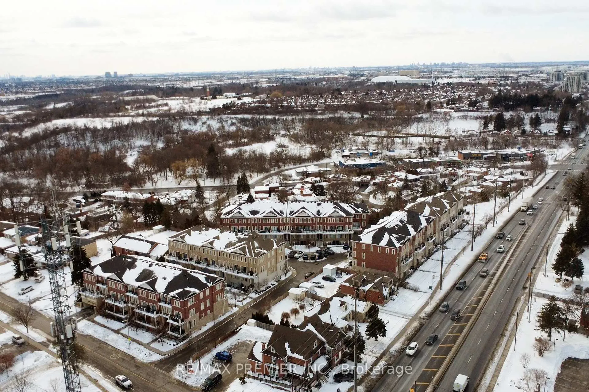 Photo 27 of Unit C14, 26 Bruce Street, Vaughan, East Woodbridge — HOMEH
