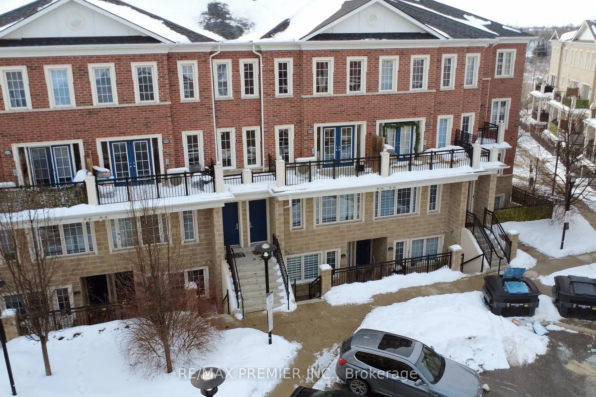 Photo 32 of Unit C14, 26 Bruce Street, Vaughan, East Woodbridge — HOMEH