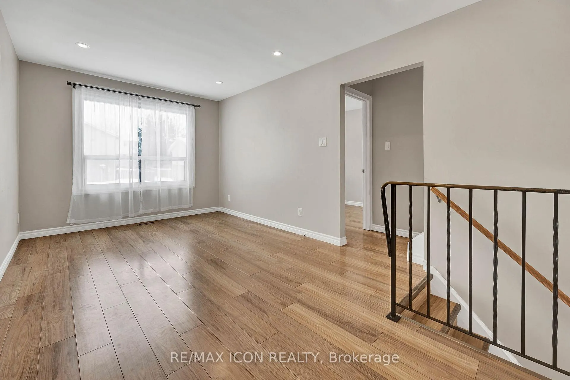 Photo 11 of Unit 73, 279 Bluevale Street N, Waterloo — HOMEH