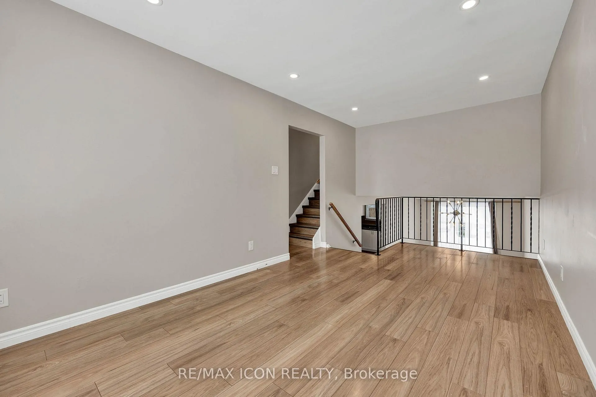 Photo 12 of Unit 73, 279 Bluevale Street N, Waterloo — HOMEH