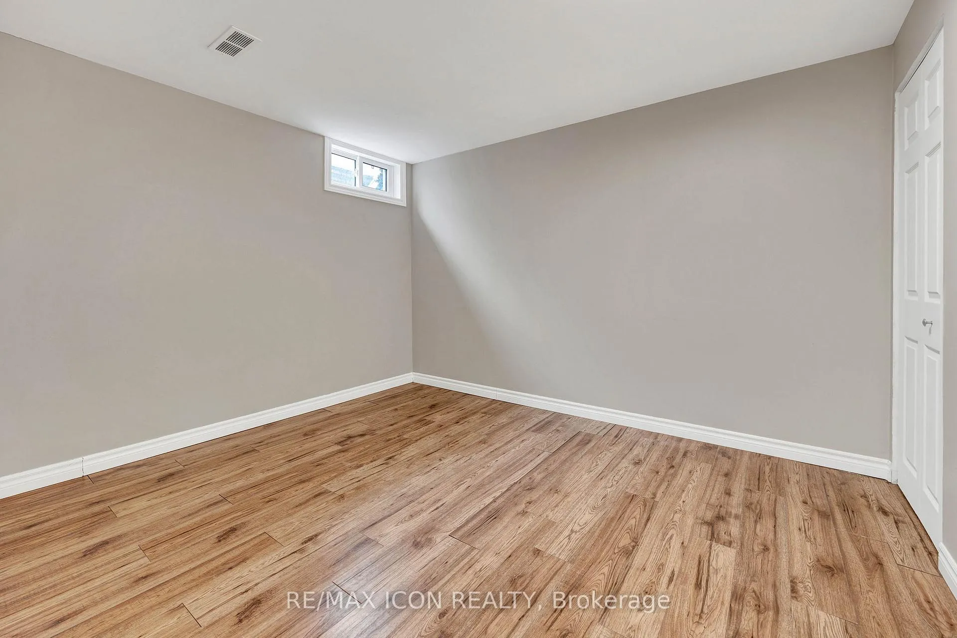 Photo 24 of Unit 73, 279 Bluevale Street N, Waterloo — HOMEH