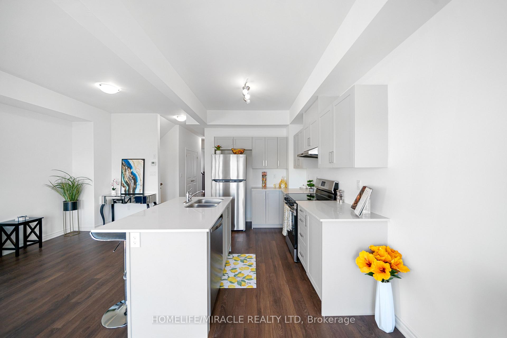 Photo 13 of 5 Glacier Crescent, Belleville, Belleville Ward — HOMEH