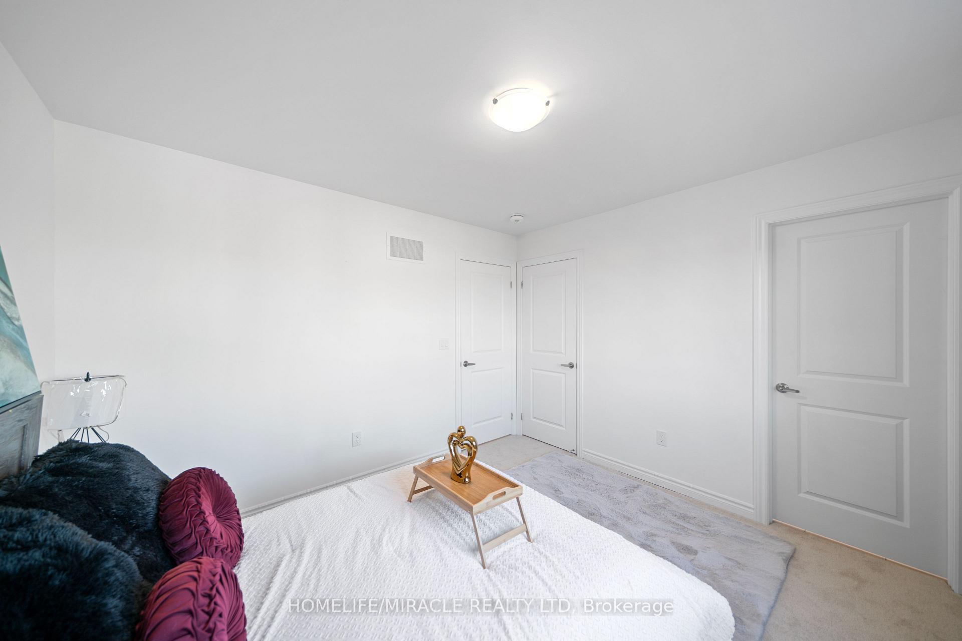 Photo 23 of 5 Glacier Crescent, Belleville, Belleville Ward — HOMEH