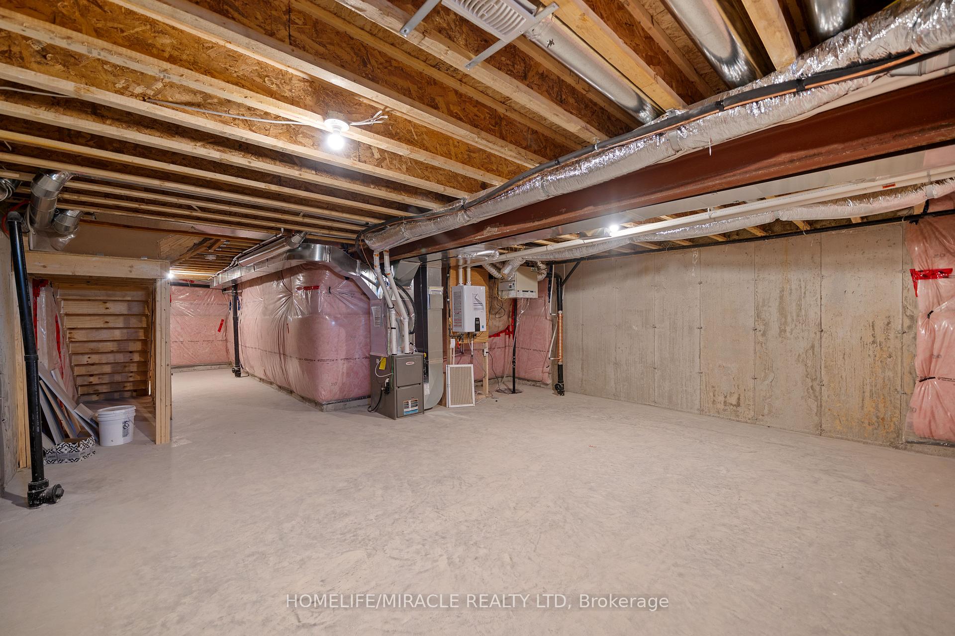 Photo 29 of 5 Glacier Crescent, Belleville, Belleville Ward — HOMEH