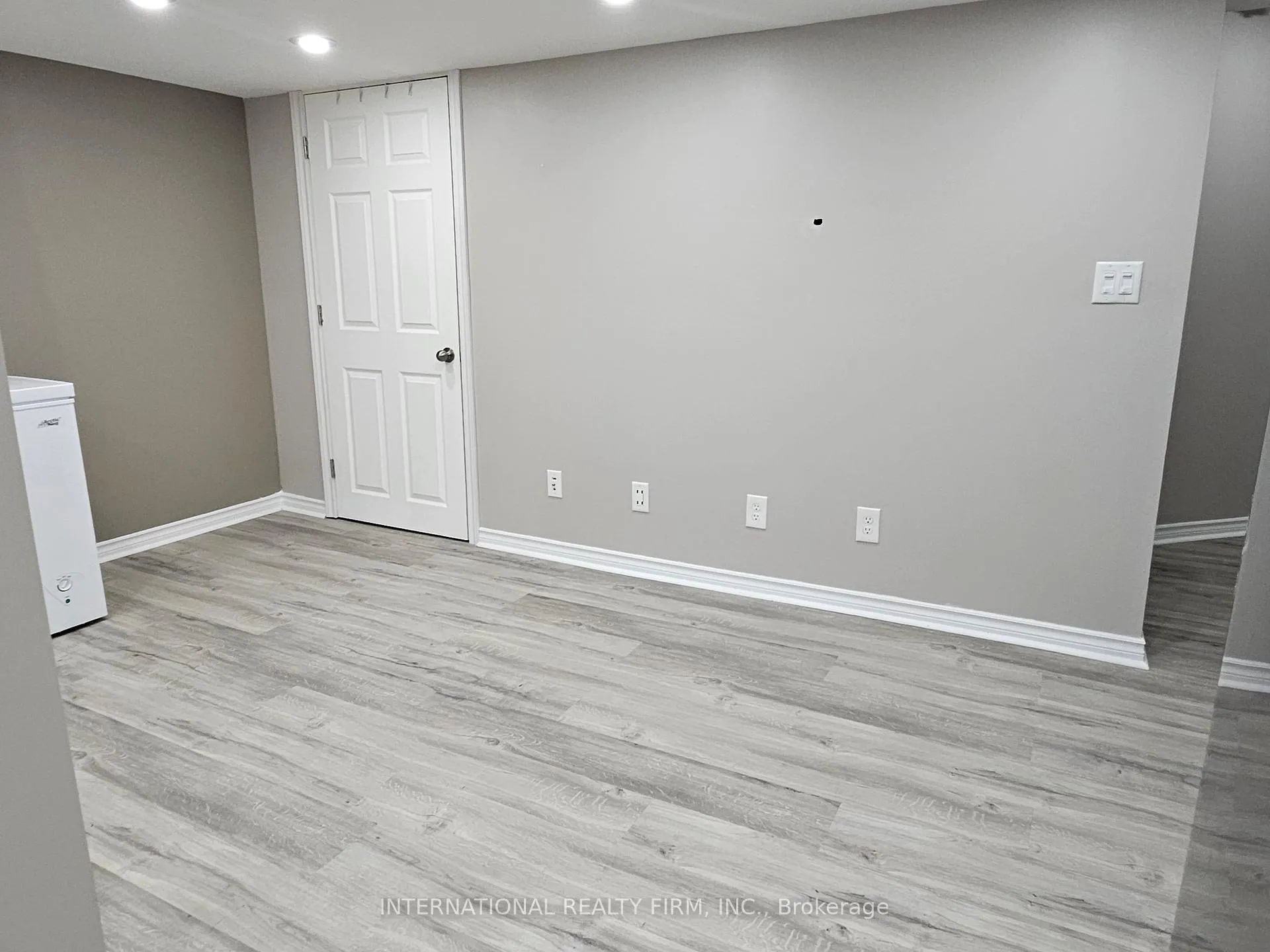 Photo 7 of Unit Bsmt, 1041 Foxtail Crescent, Pickering, Rural Pickering — HOMEH