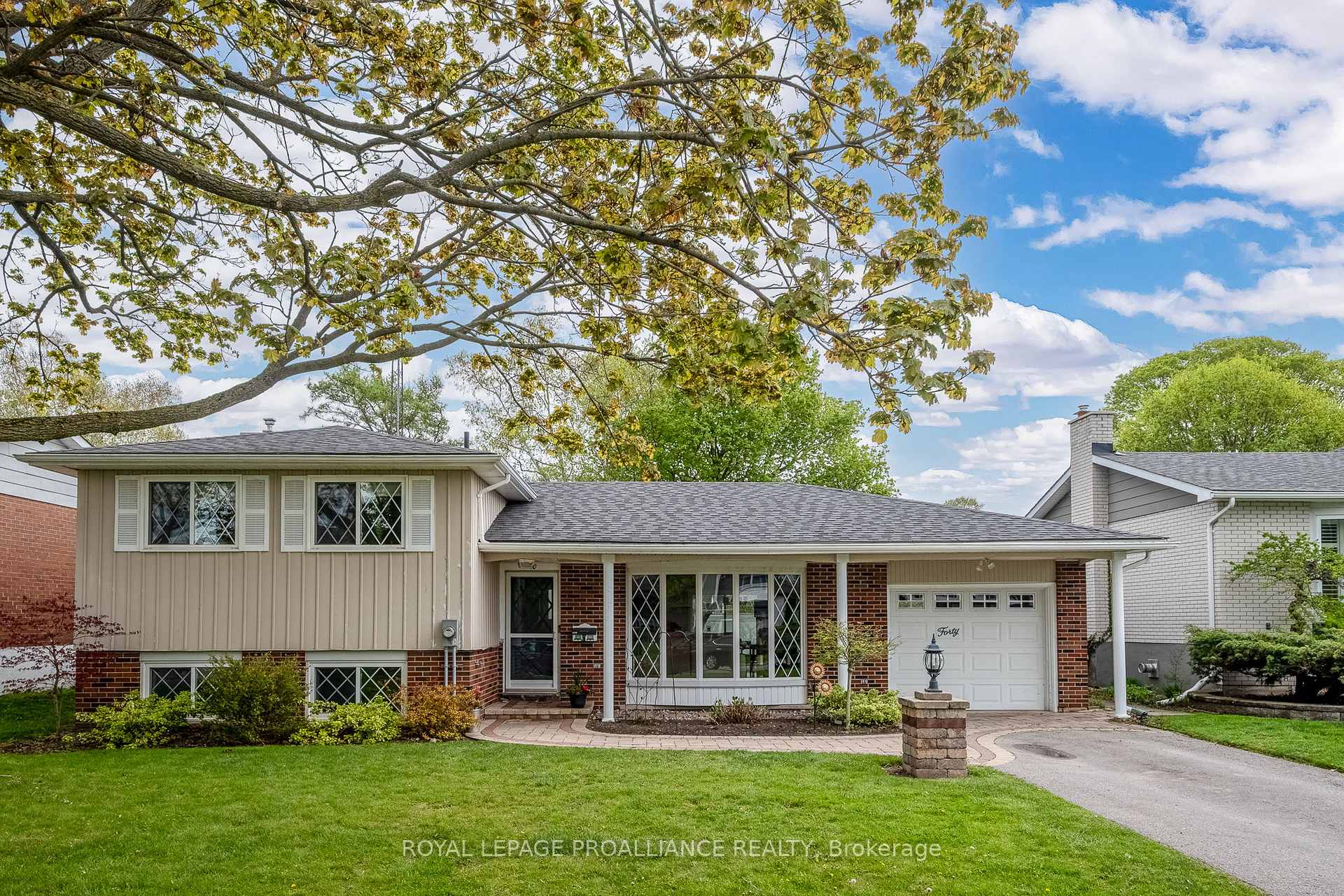 Photo 1 of 40 Bayview Crescent, Cobourg — HOMEH