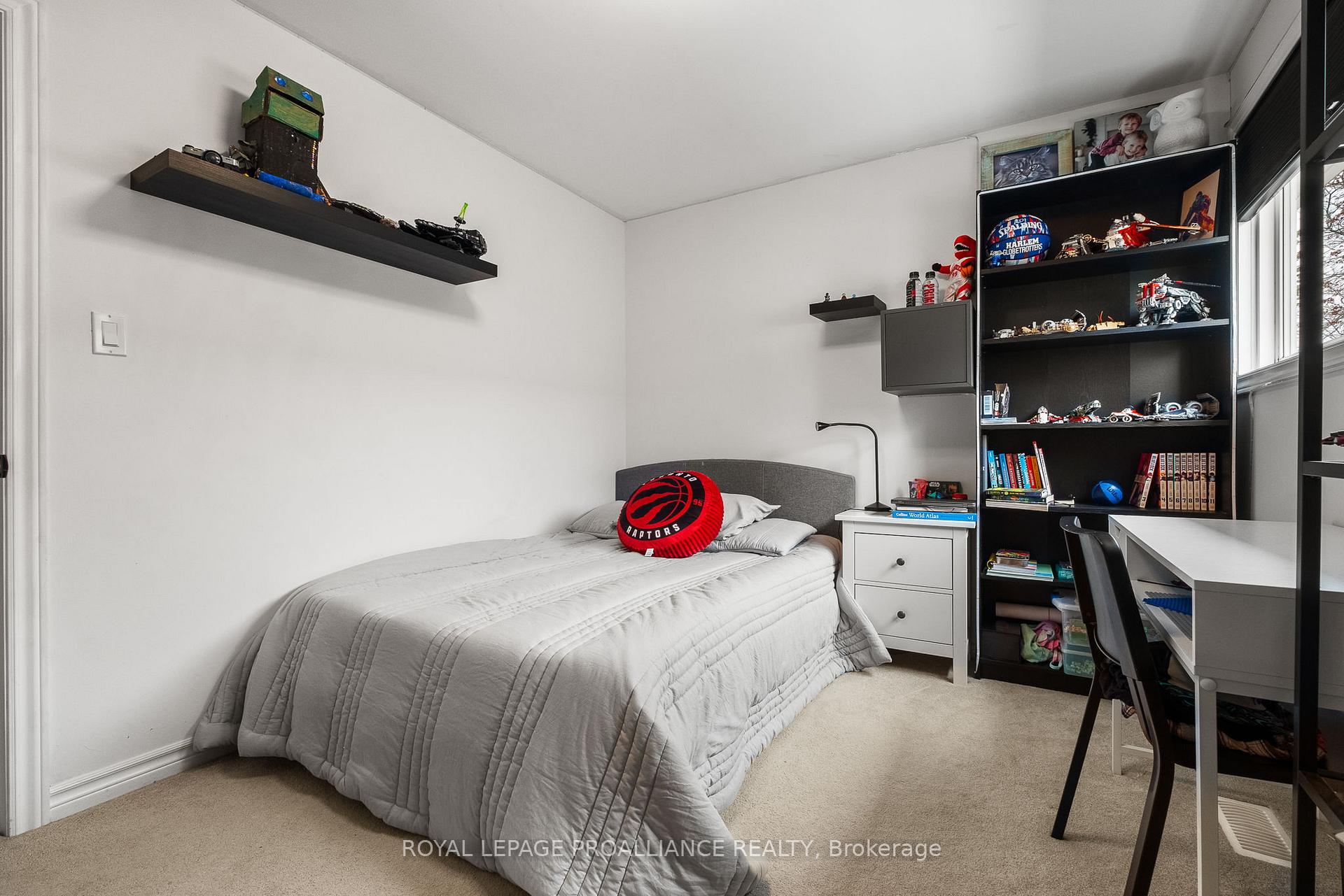 Photo 24 of 40 Bayview Crescent, Cobourg — HOMEH