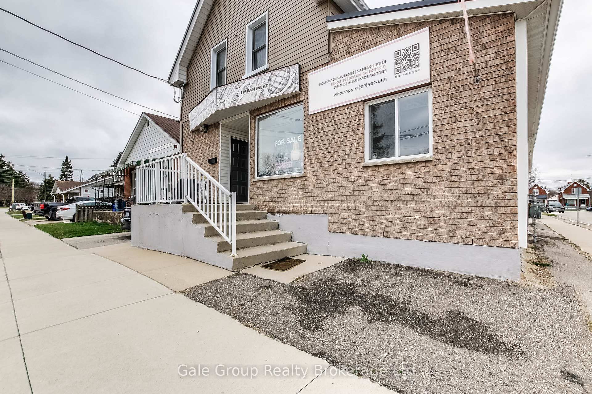 Photo 2 of 18 Elgin Street, Brant, Brantford Twp — HOMEH
