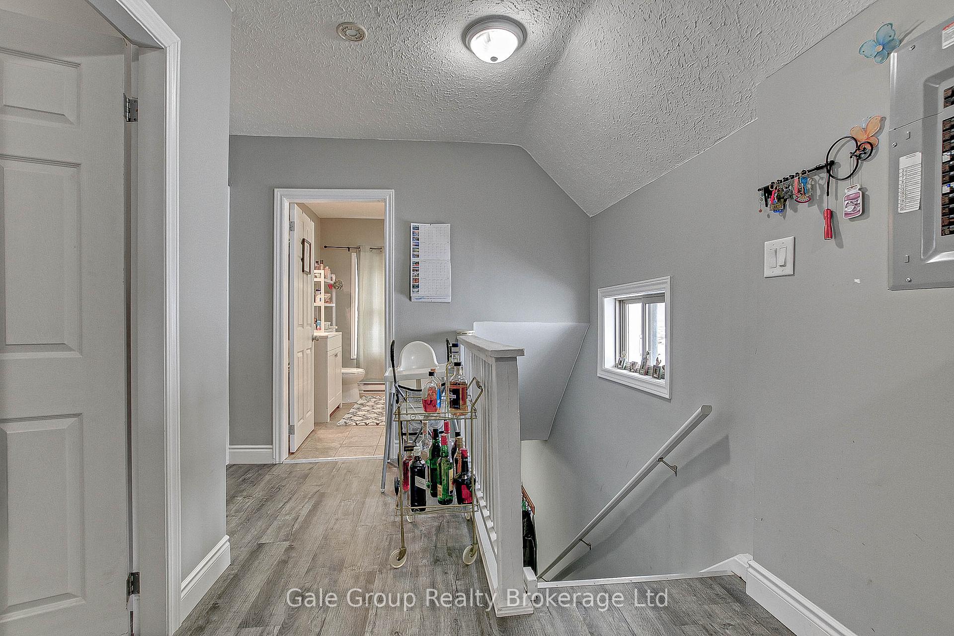 Photo 21 of 18 Elgin Street, Brant, Brantford Twp — HOMEH