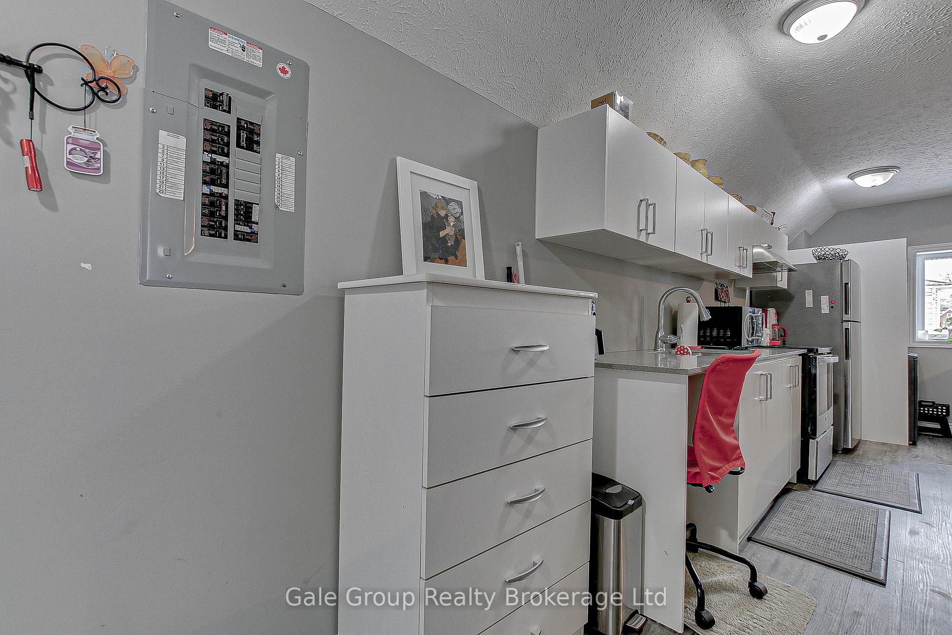 Photo 31 of 18 Elgin Street, Brant, Brantford Twp — HOMEH