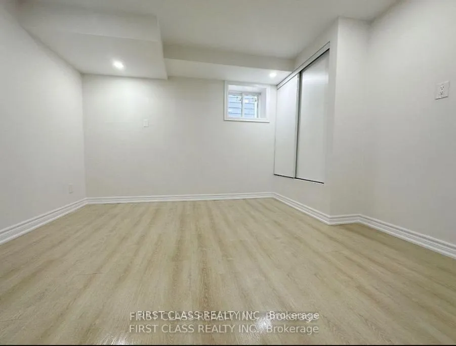 Front of Unit Basemen, 338 Rhodes Avenue