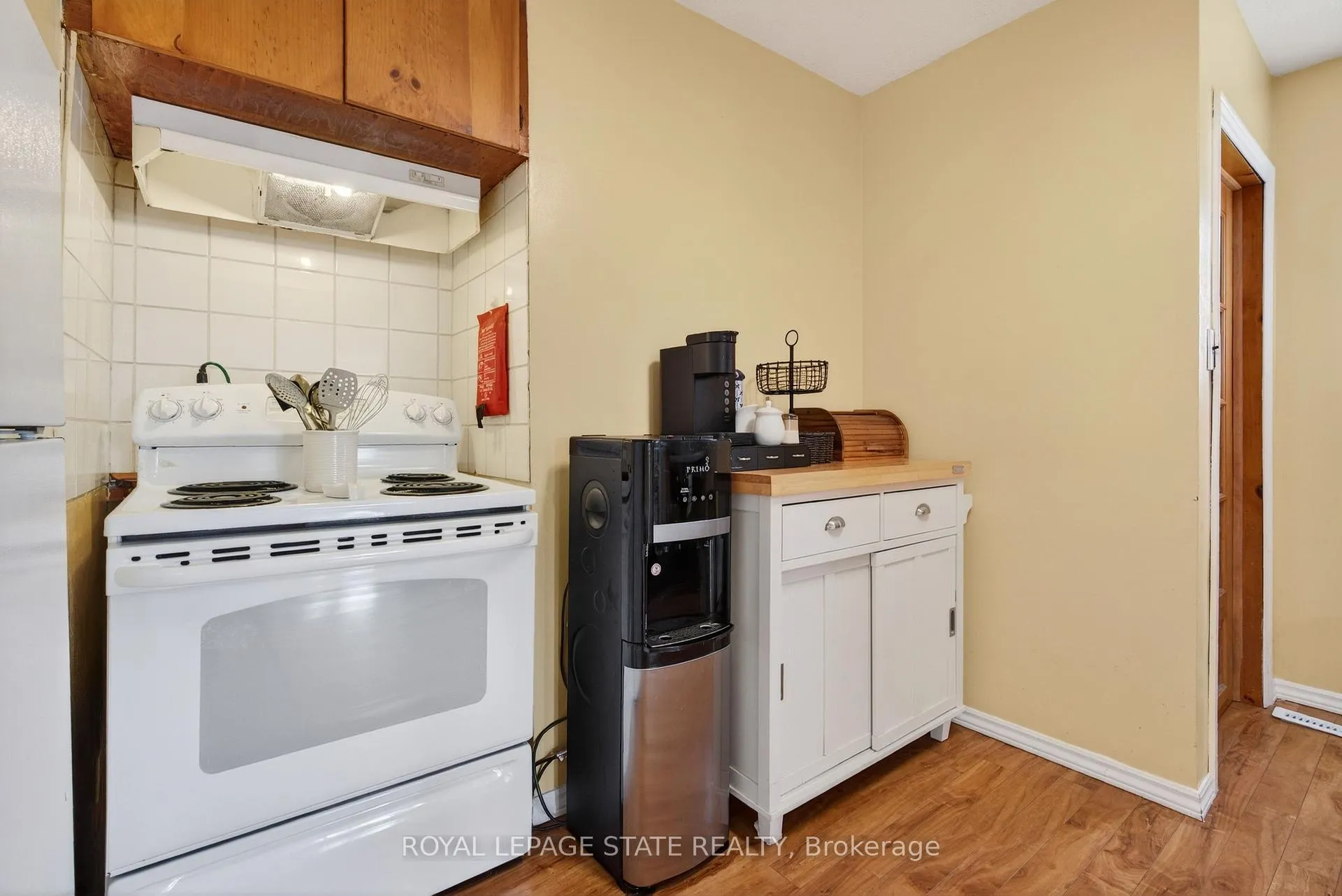 Photo 16 of 663 Tate Avenue, Hamilton, Parkview — HOMEH