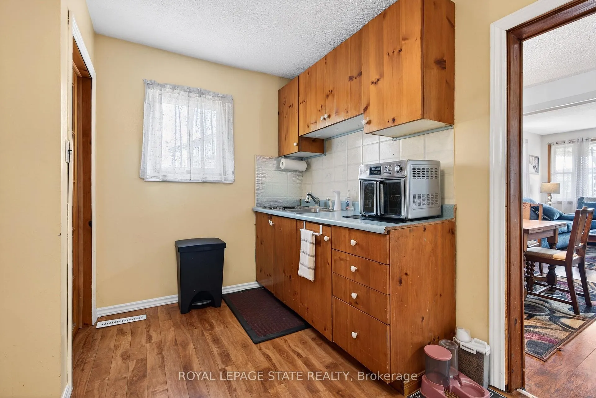 Photo 18 of 663 Tate Avenue, Hamilton, Parkview — HOMEH