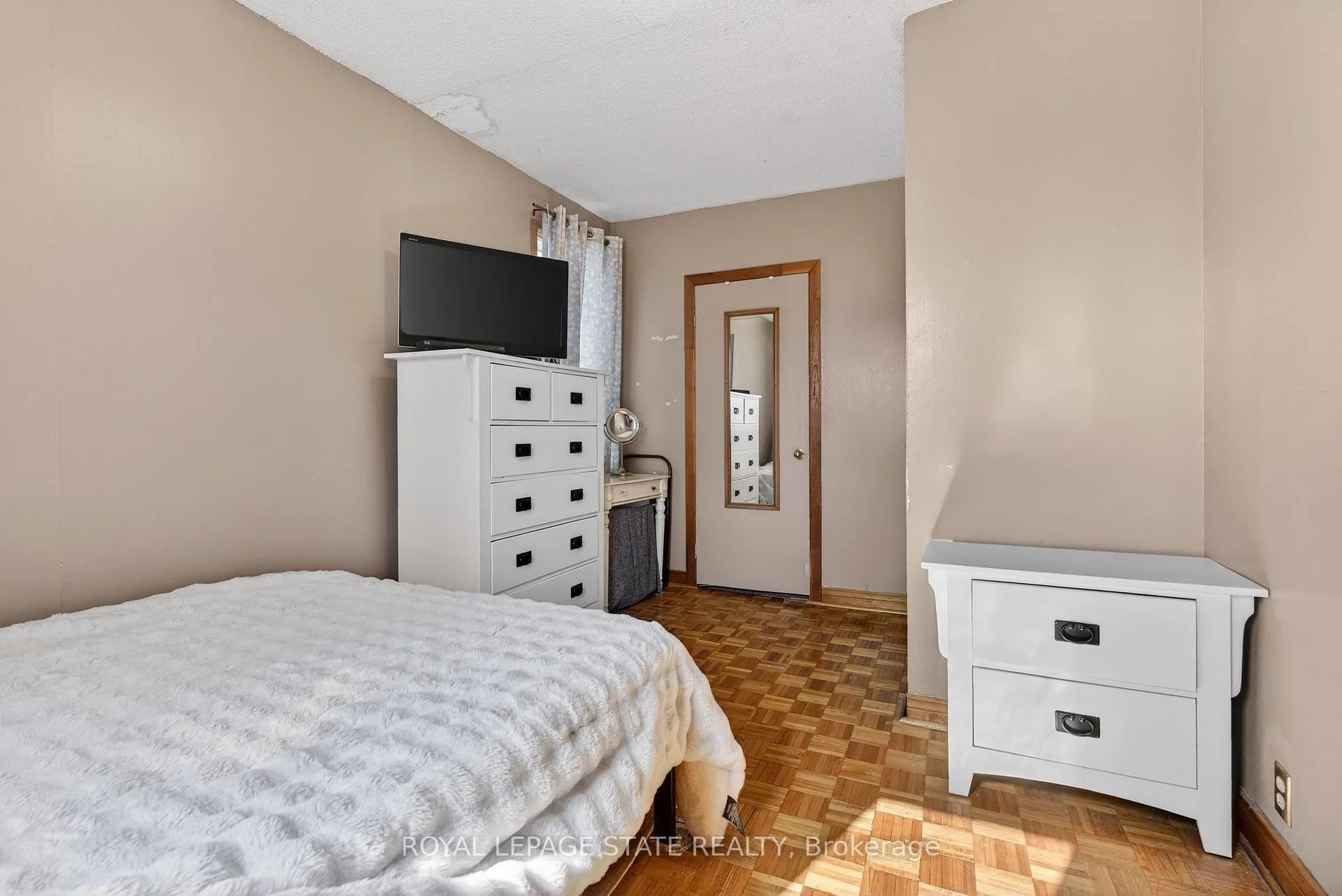 Photo 22 of 663 Tate Avenue, Hamilton, Parkview — HOMEH