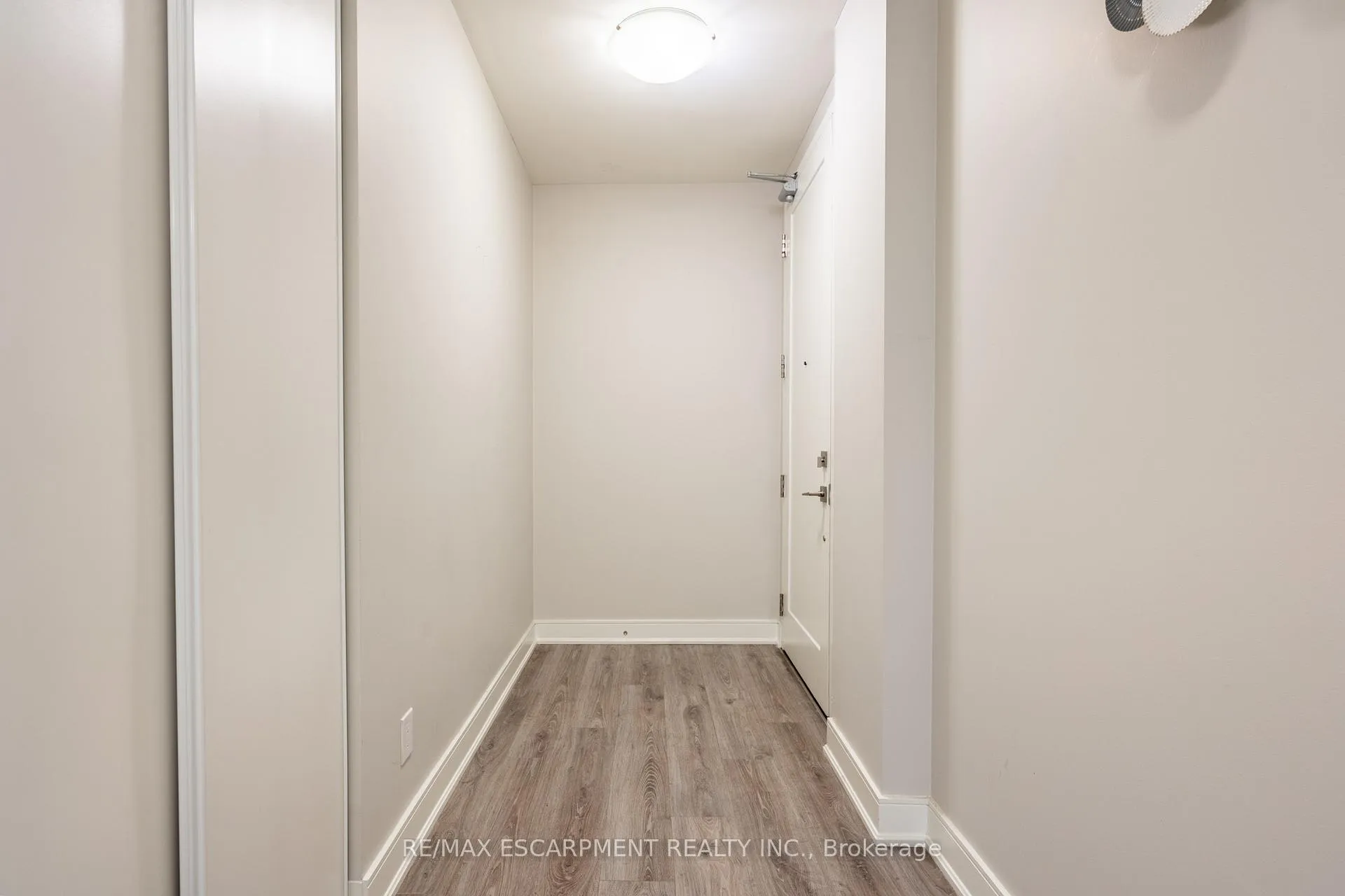 Photo 6 of Unit 316, 150 Main Street W, Hamilton, Central — HOMEH