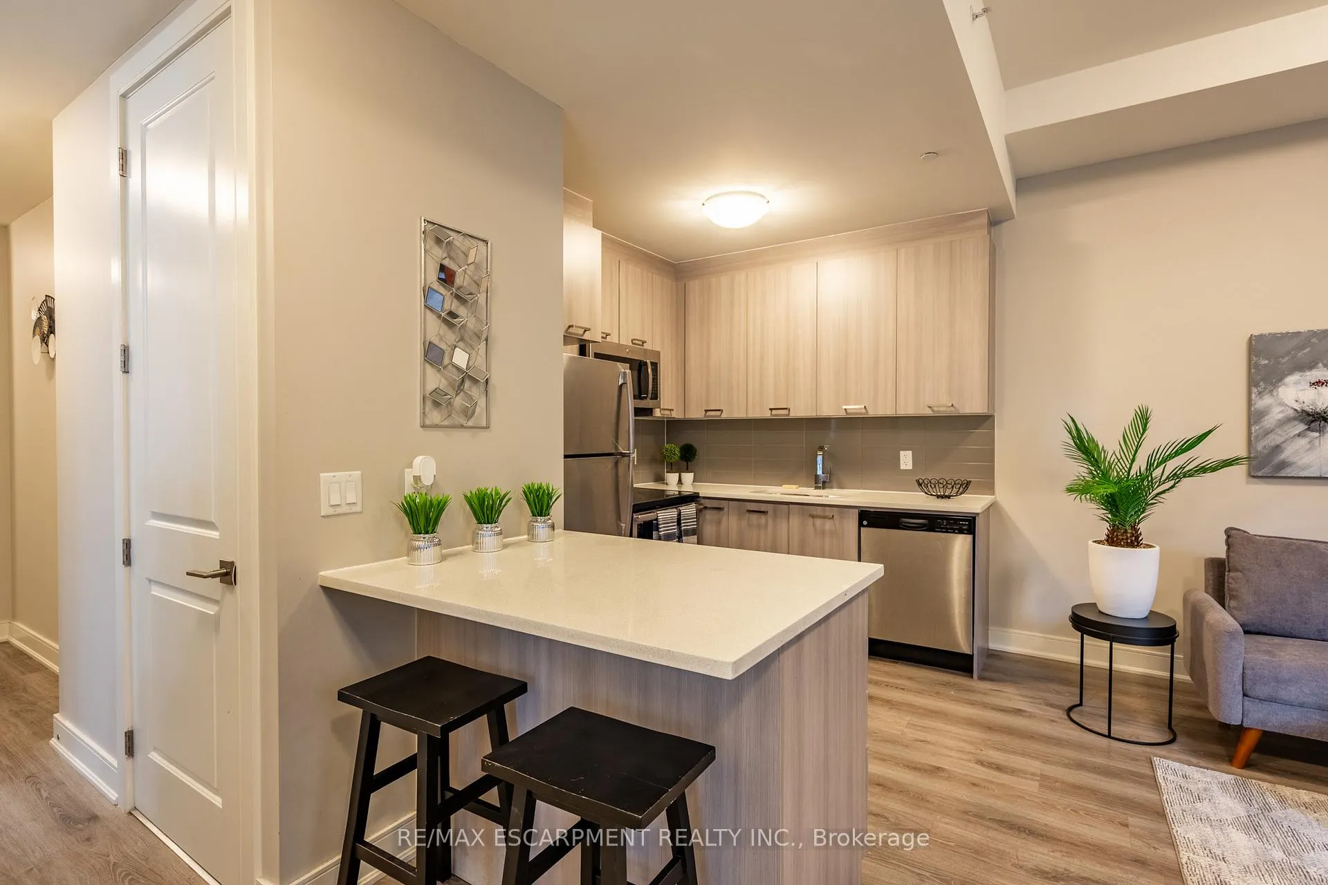 Photo 7 of Unit 316, 150 Main Street W, Hamilton, Central — HOMEH
