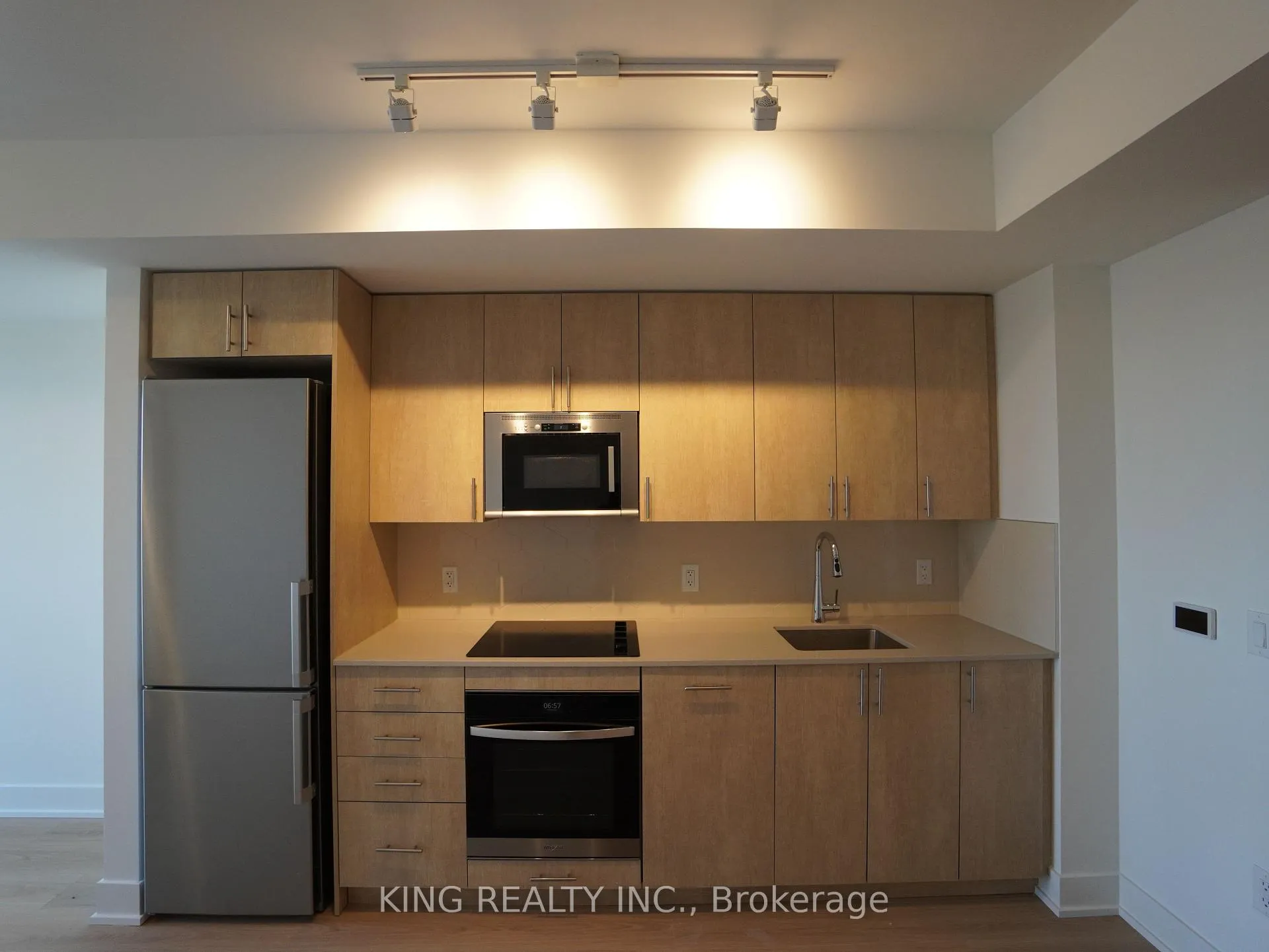 Photo 11 of Unit 1420, 2545 Simcoe Street N, Oshawa, Windfields — HOMEH