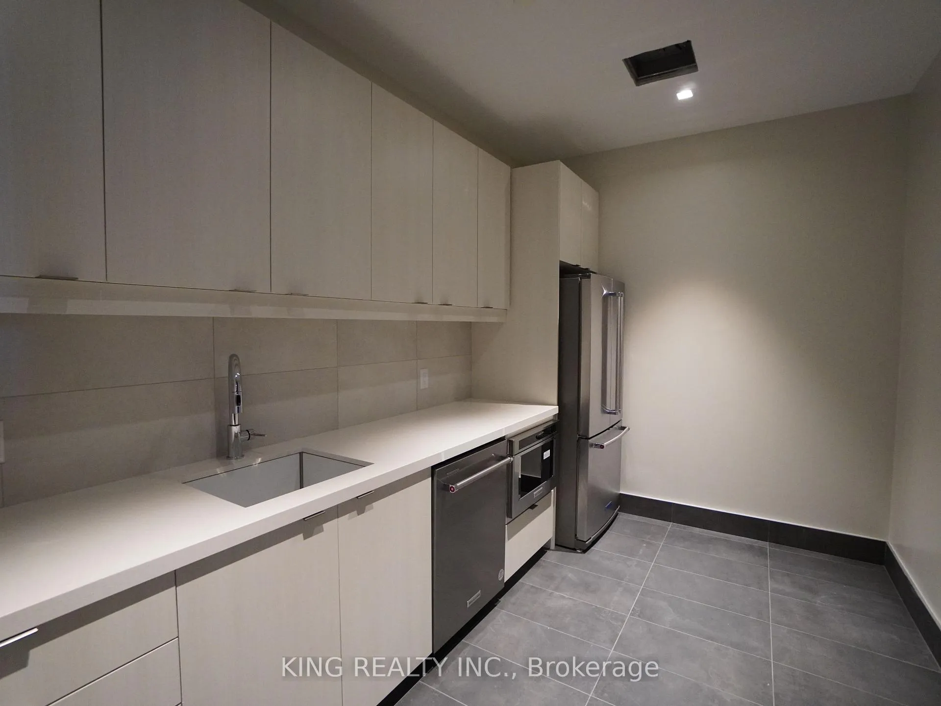 Photo 13 of Unit 1420, 2545 Simcoe Street N, Oshawa, Windfields — HOMEH