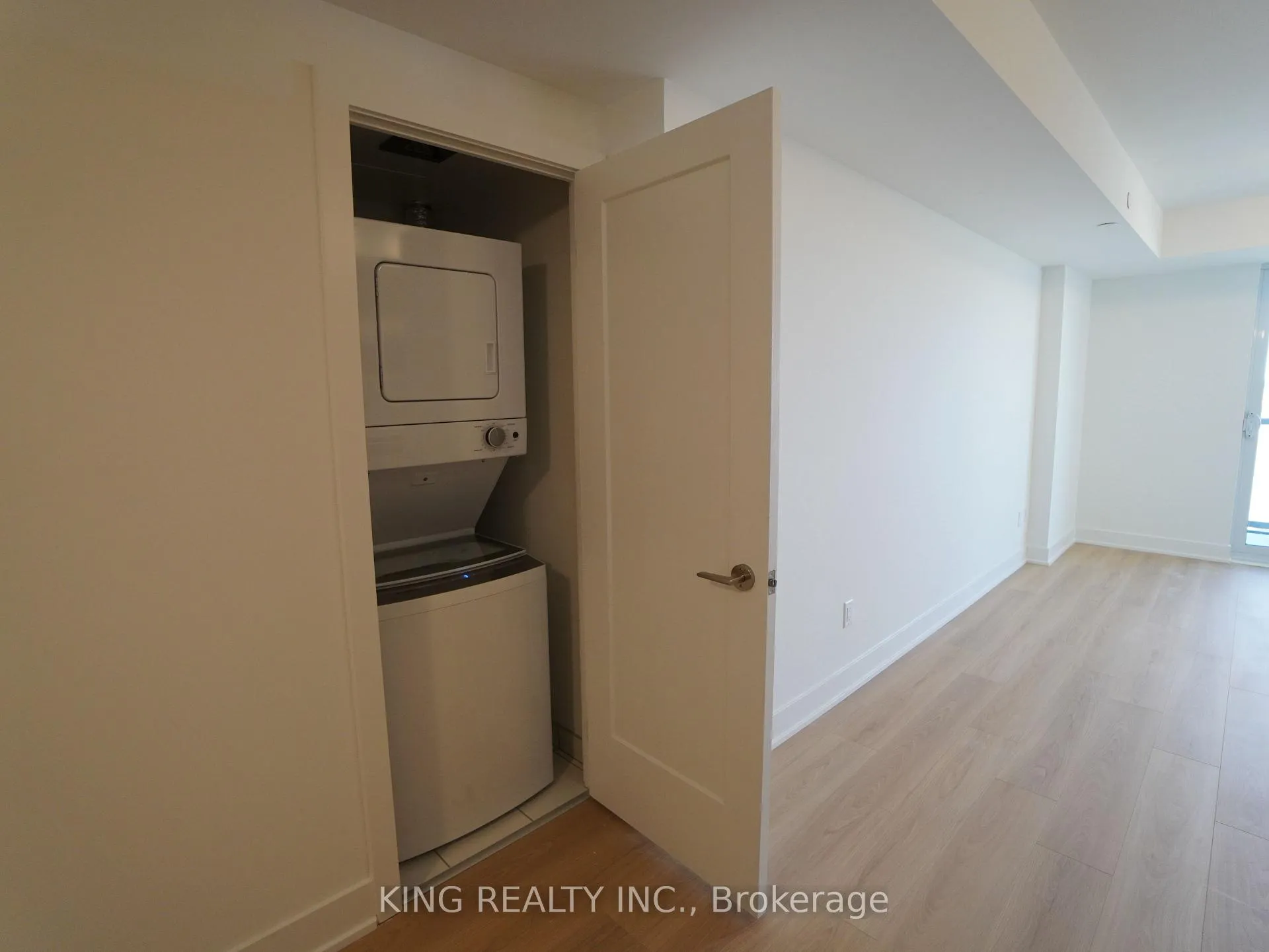 Photo 14 of Unit 1420, 2545 Simcoe Street N, Oshawa, Windfields — HOMEH