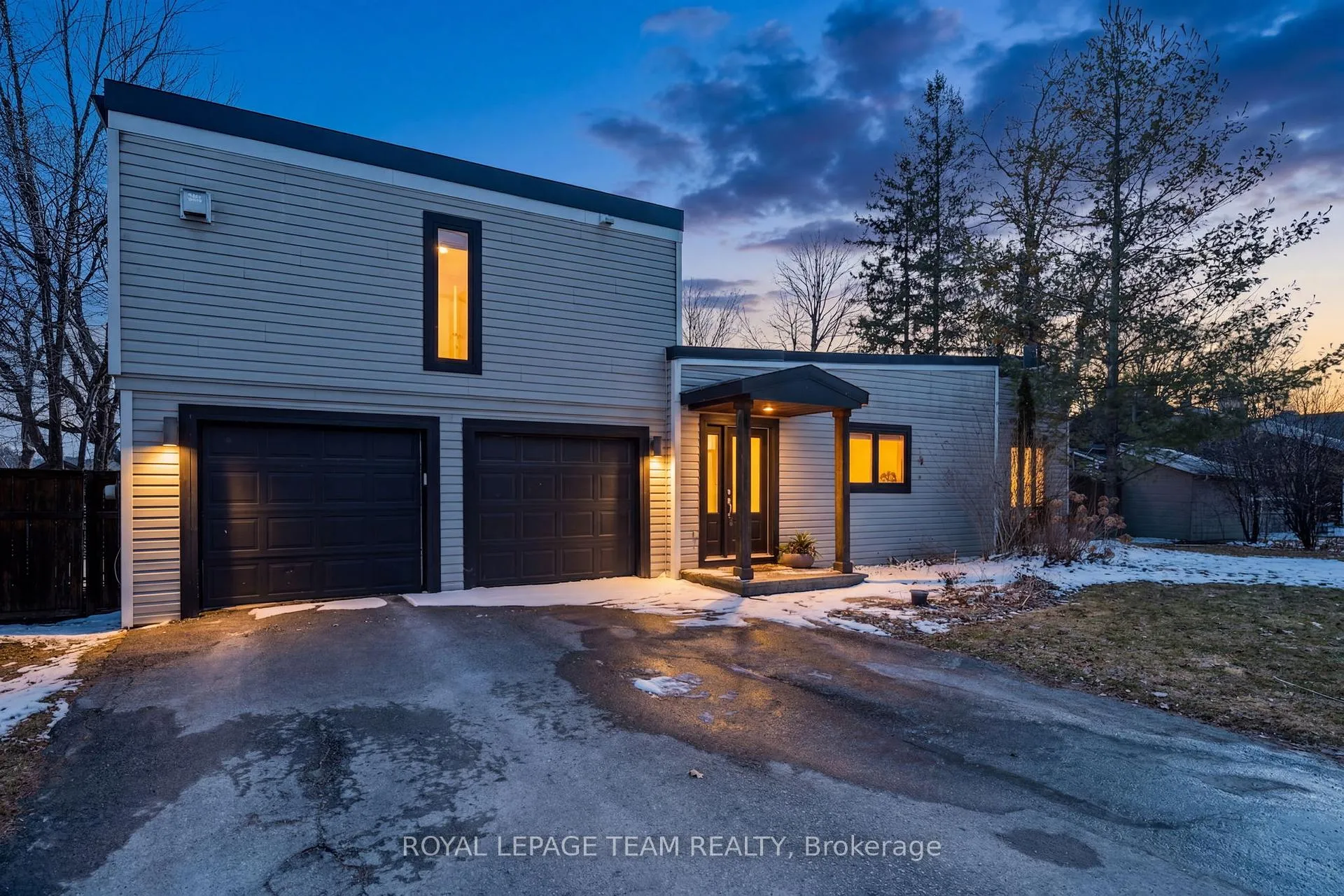 Photo 1 of 5492 West River Drive, Ottawa, Manotick Long Island & Nicholls Island — HOMEH
