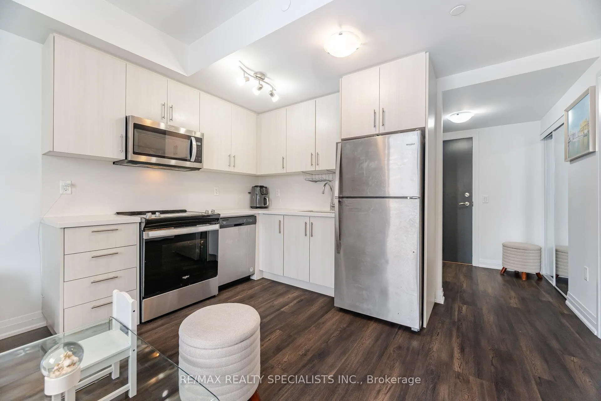Photo 11 of 222-95 Attmar Drive, Brampton, Bram East — HOMEH