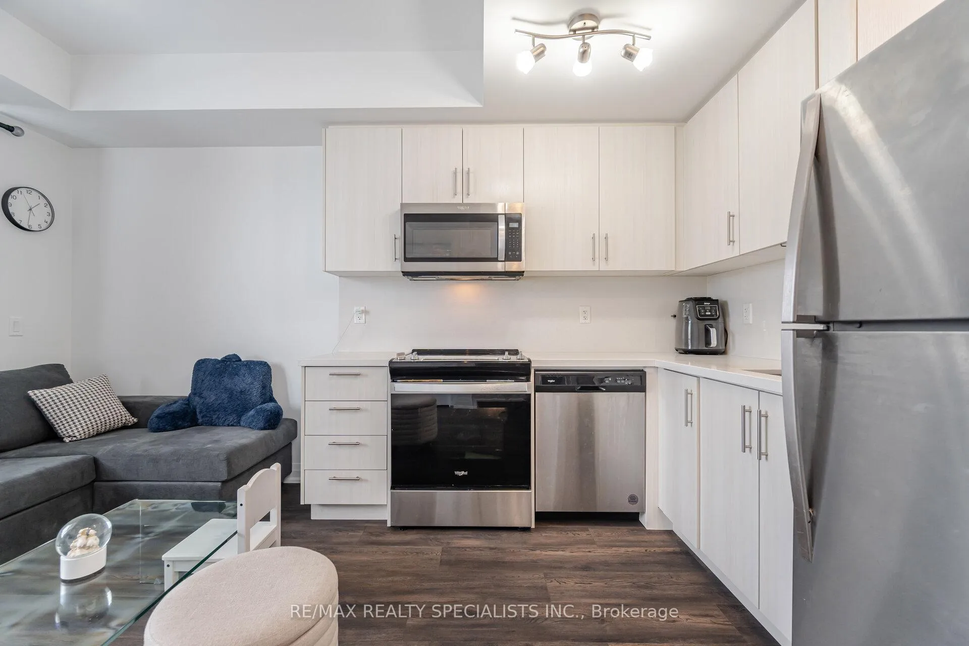 Photo 12 of 222-95 Attmar Drive, Brampton, Bram East — HOMEH