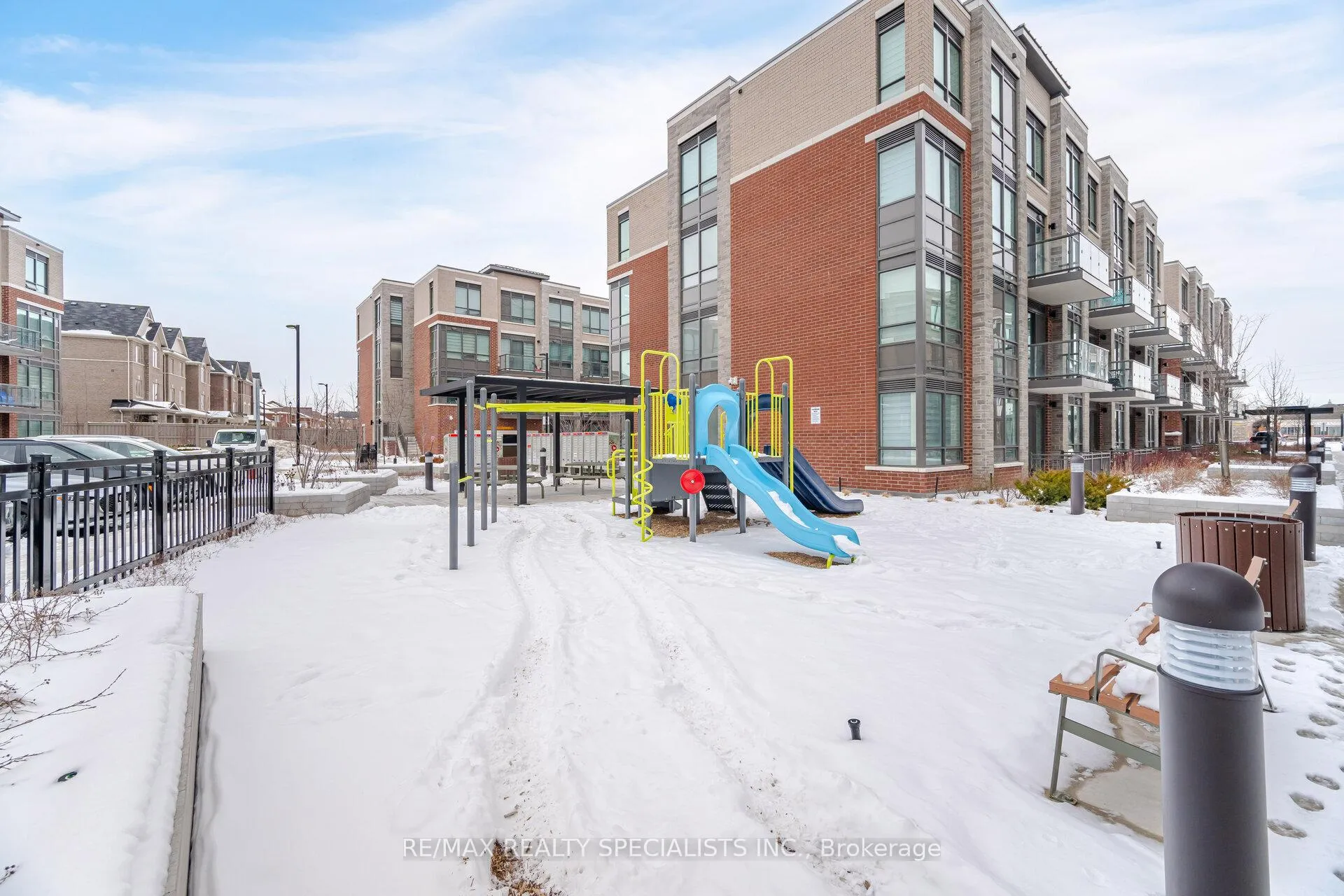 Photo 27 of 222-95 Attmar Drive, Brampton, Bram East — HOMEH