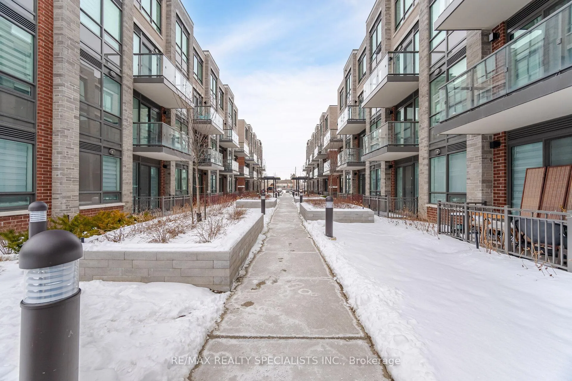 Photo 28 of 222-95 Attmar Drive, Brampton, Bram East — HOMEH