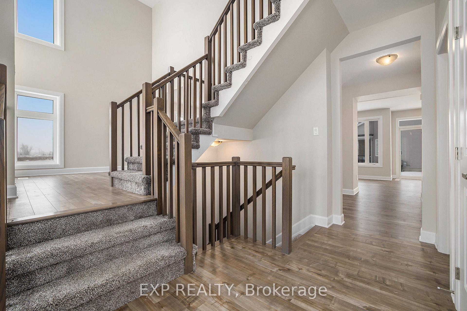 Photo 3 of 106 Dunlop Road, Carleton Place — HOMEH