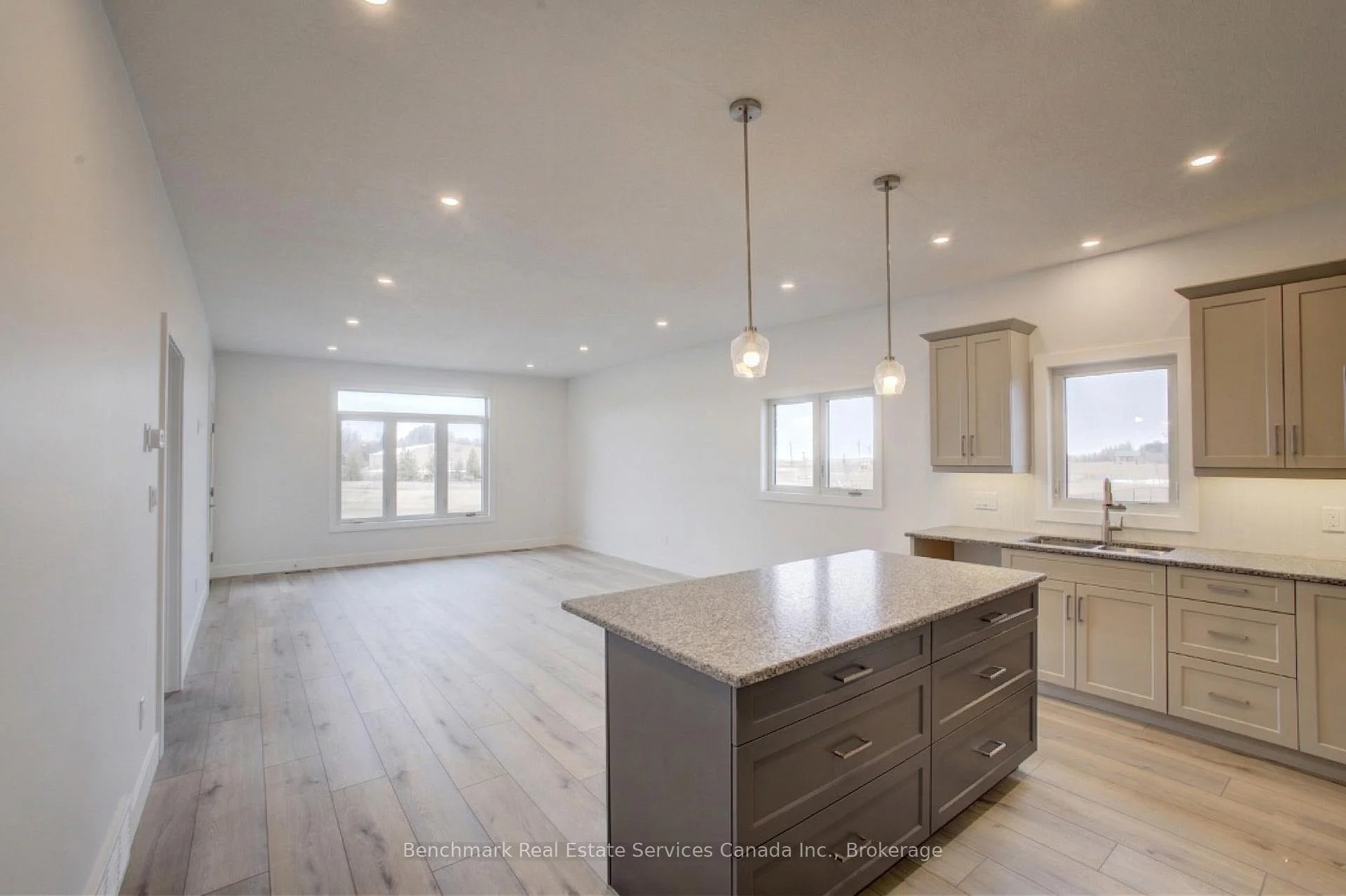 Photo 10 of 60 Cavalier Crescent, Huron-Kinloss — HOMEH