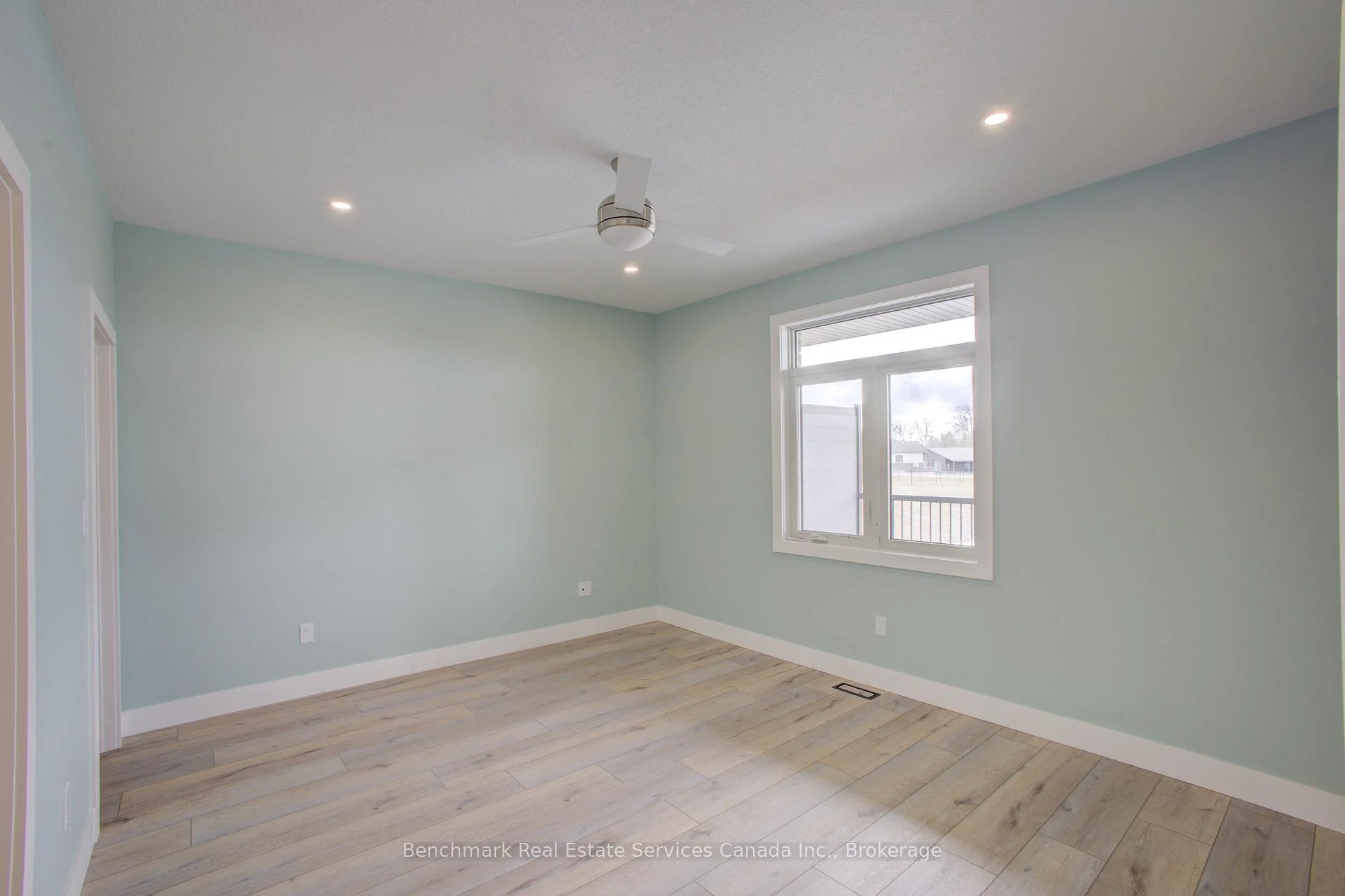 Photo 14 of 60 Cavalier Crescent, Huron-Kinloss — HOMEH