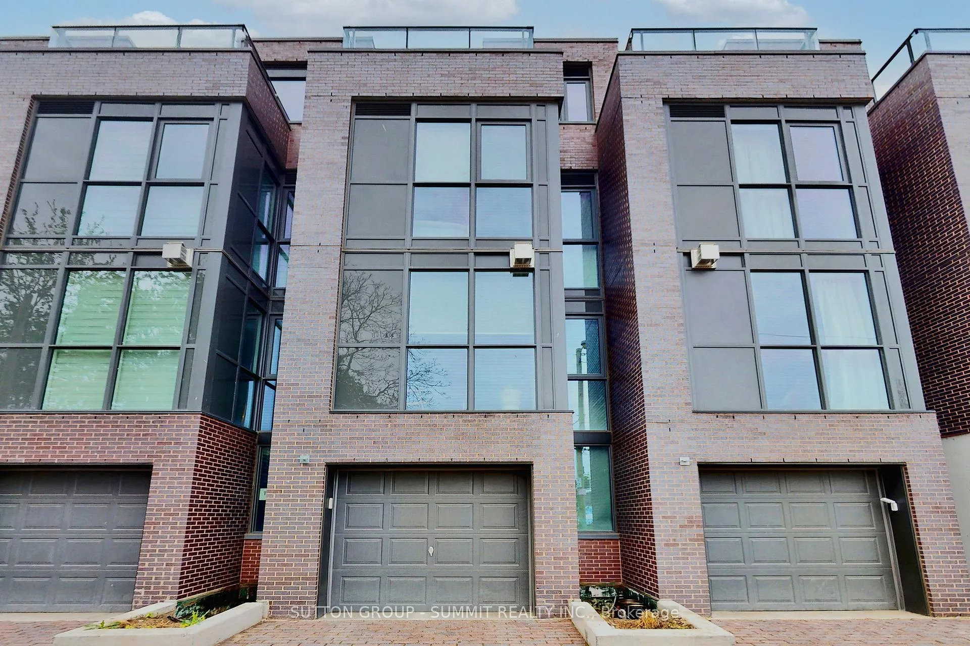 Photo 4 of Unit TH 7, 1331 Queen Street, Toronto, South Riverdale — HOMEH