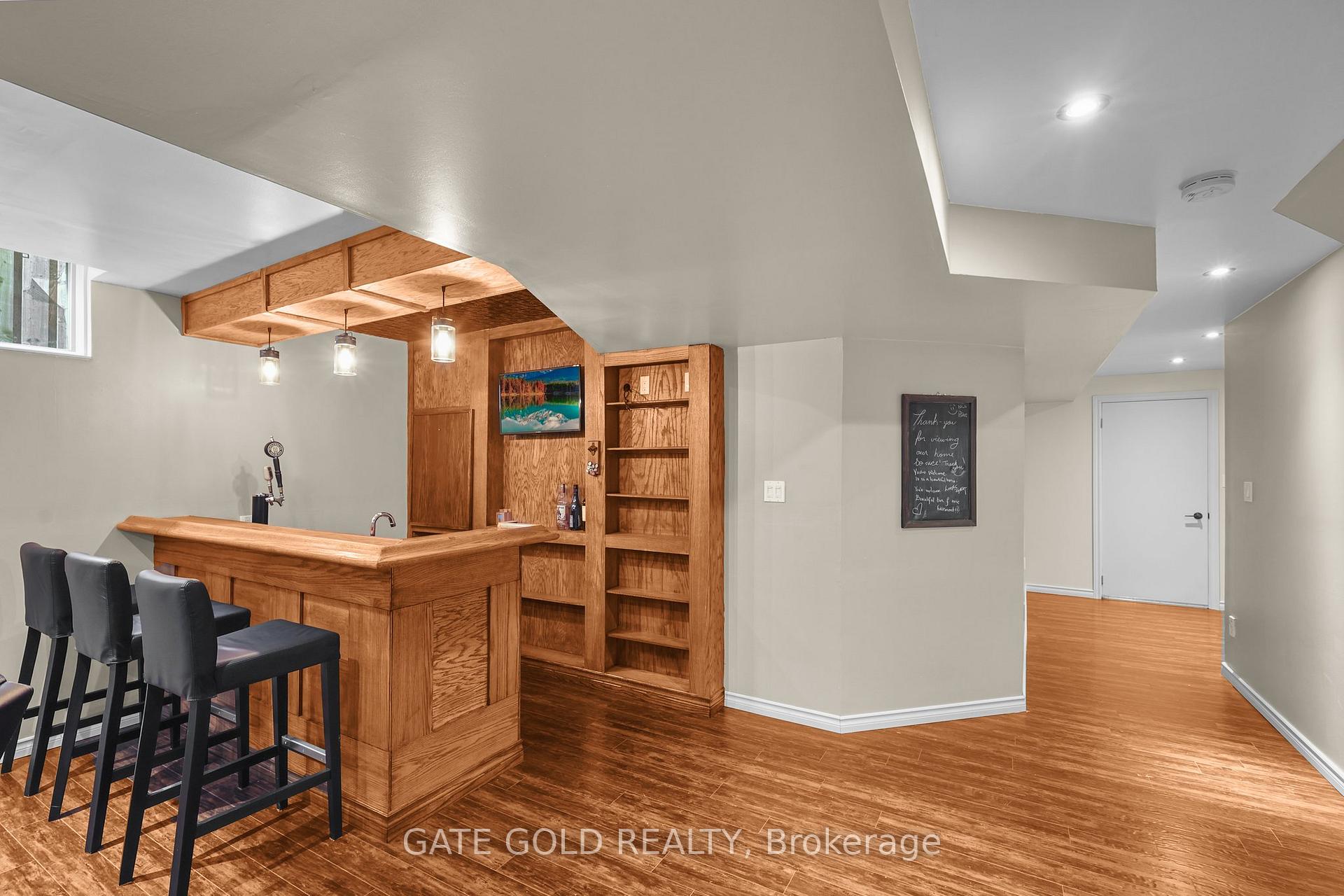 Photo 21 of 54 Marchwood Crescent, Clarington, Bowmanville — HOMEH