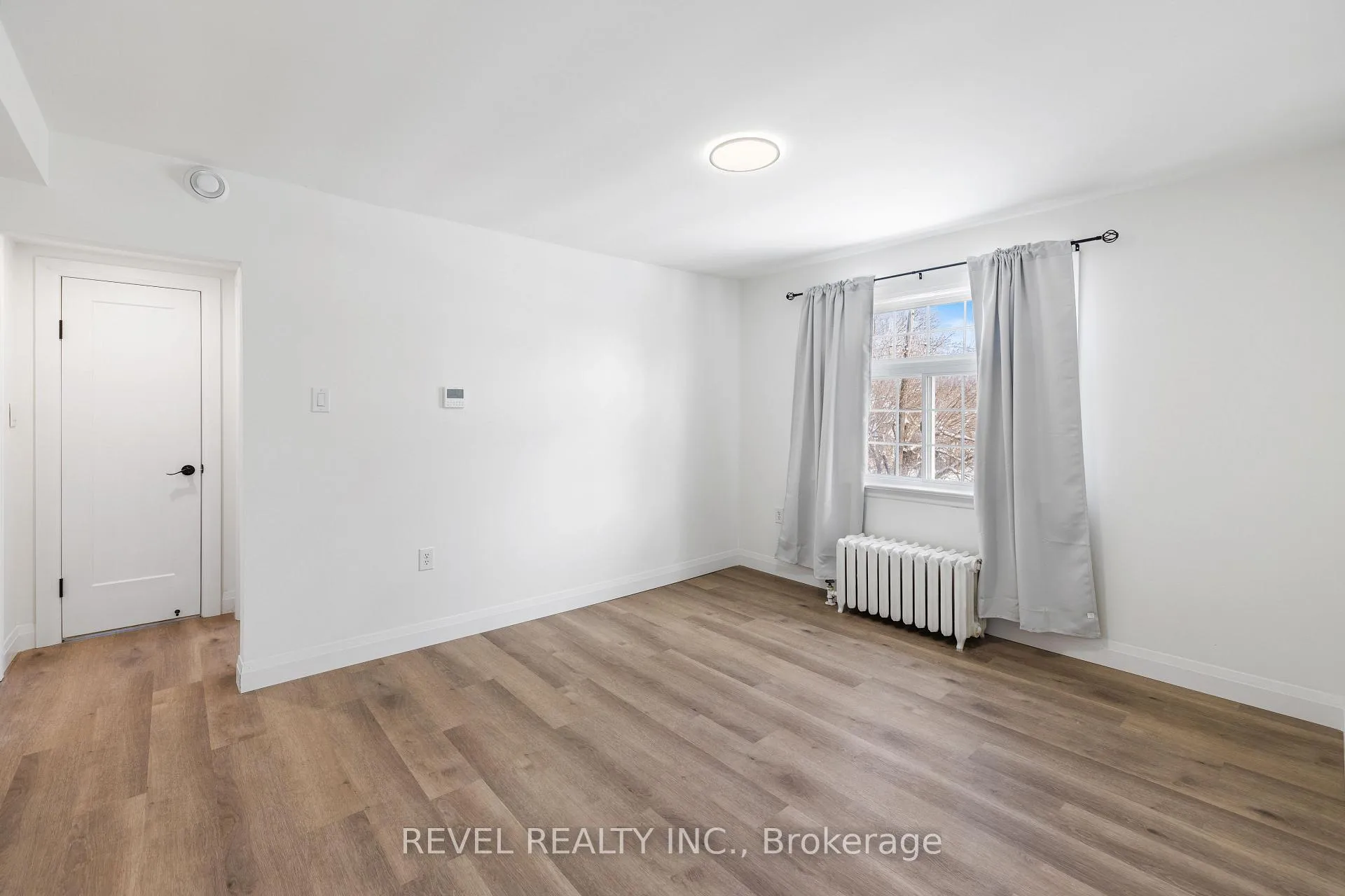 Photo 2 of Unit 201, 46 Nelson Street, Barrie, Codrington — HOMEH