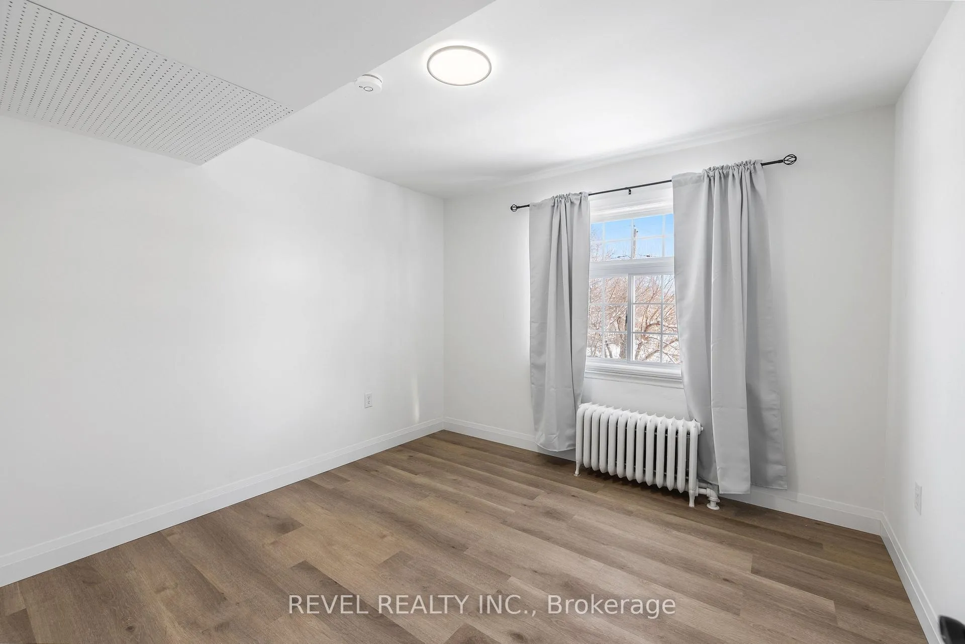 Photo 5 of Unit 201, 46 Nelson Street, Barrie, Codrington — HOMEH